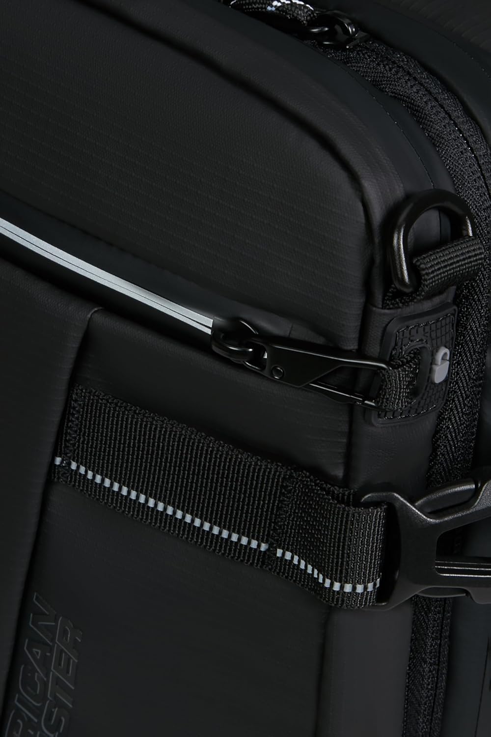Thumbnail 4 de American Tourister UpVenture Ryanair 3-Way Reisetasche (40 cm, 24 L) – Schwarz
