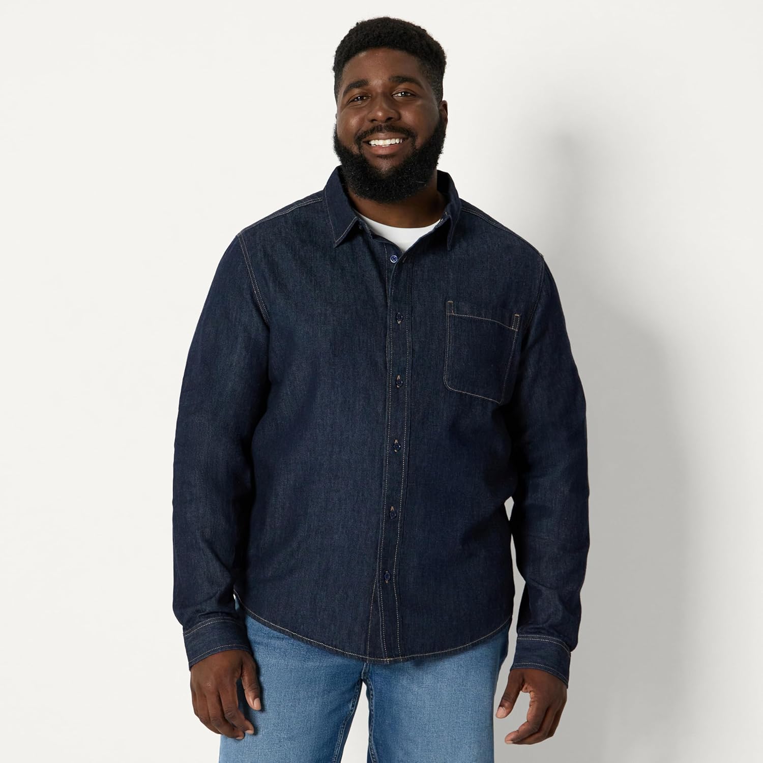 Thumbnail 6 de Amazon Essentials men’s regular-fit long-sleeve denim button-down shirt in lightweight chambray