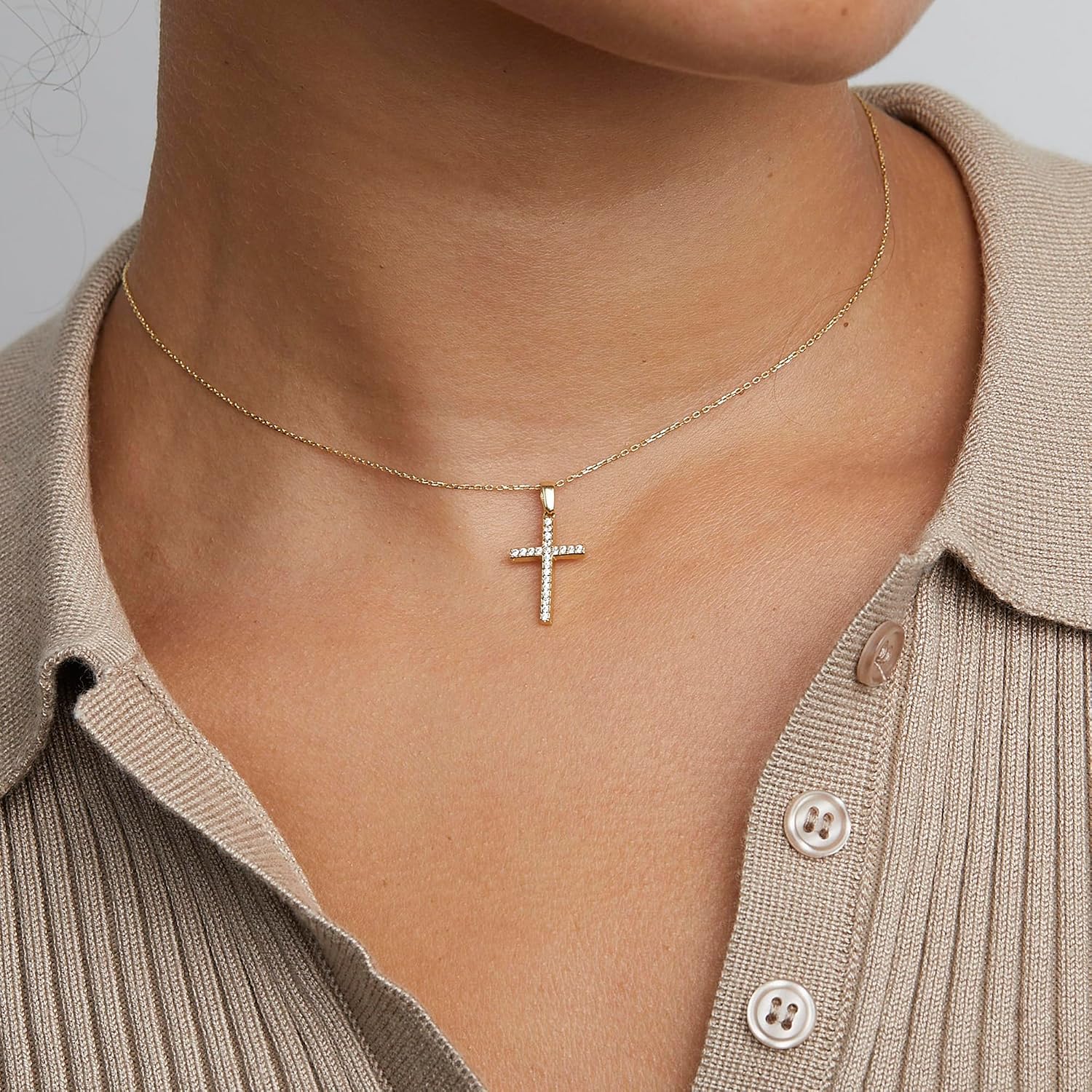 Detalle de TINGN Collana a croce in oro da donna – placcatura 14K, lunghezza regolabile 35/45 cm