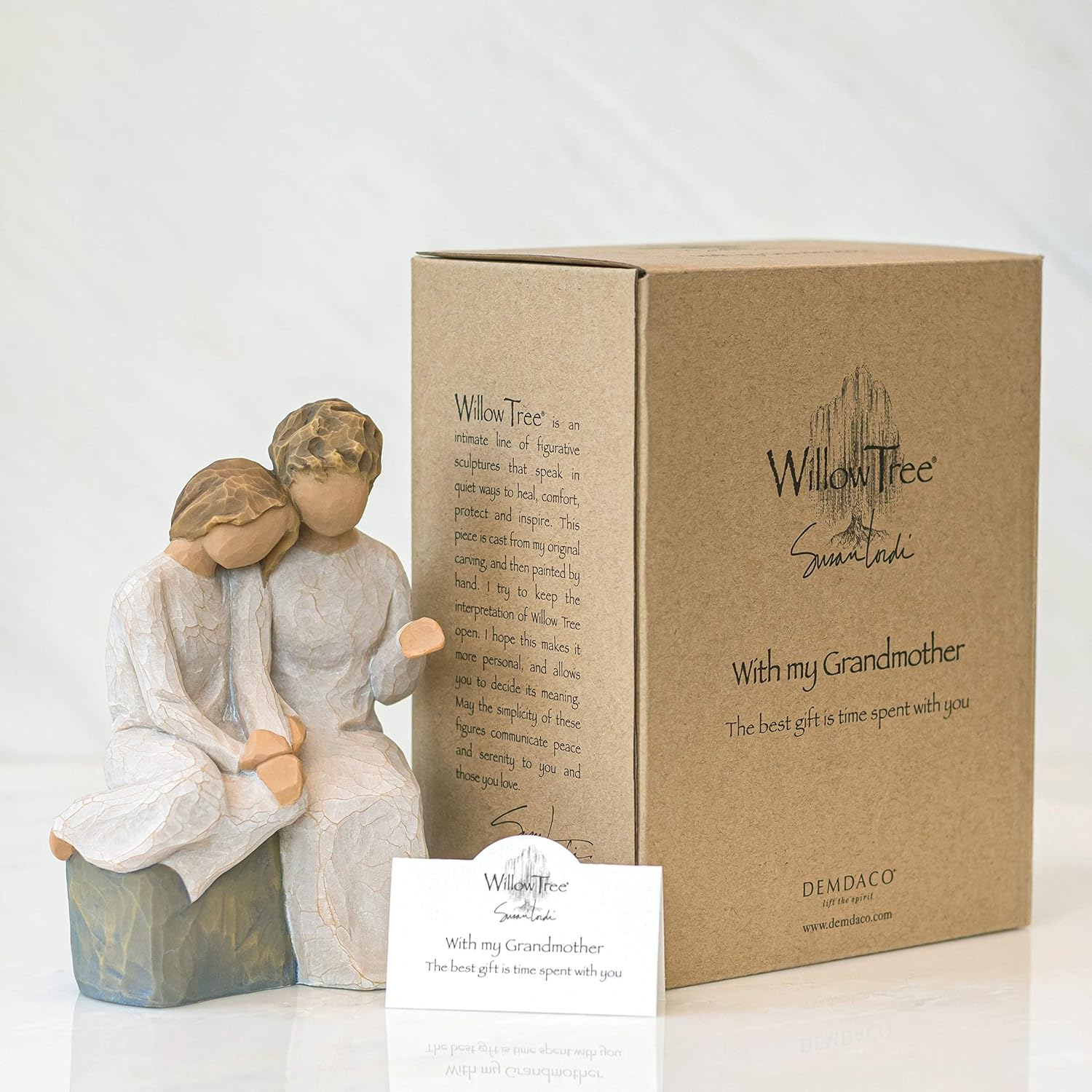 Detalle 1 de Enesco 26244 Avec Ma Grand-Mère — Sculpture Willow Tree en résine, peinture à la main