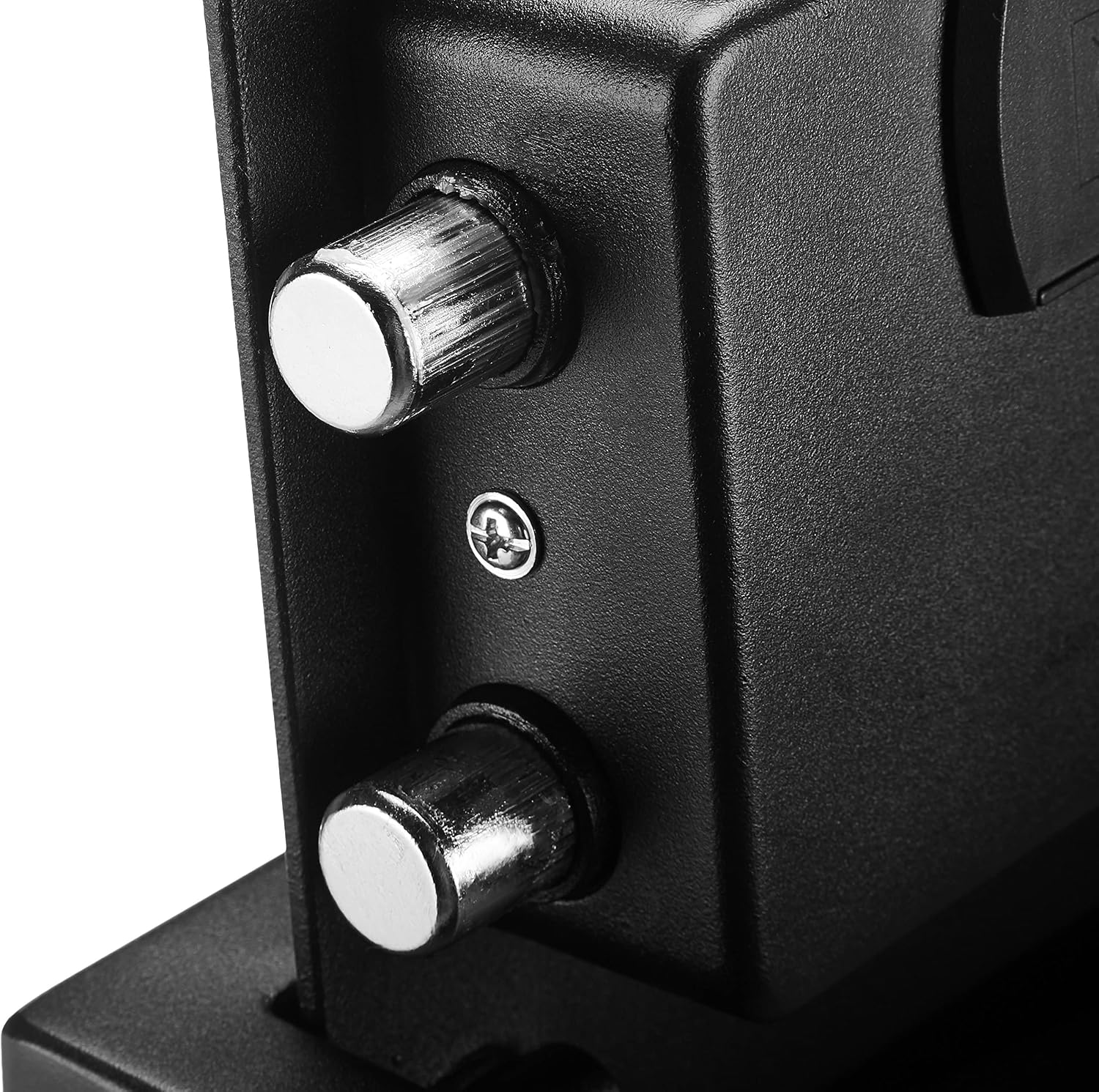 Detalle de Amazonベーシック シリンダー式小型金庫 幅30cm・容量2.7L 電子キーパッド式