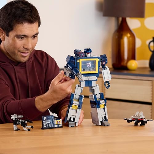 Thumbnail 7 de LEGO Icons Transformers: Soundwave 10358 — Kit di modellismo da esposizione per adulti