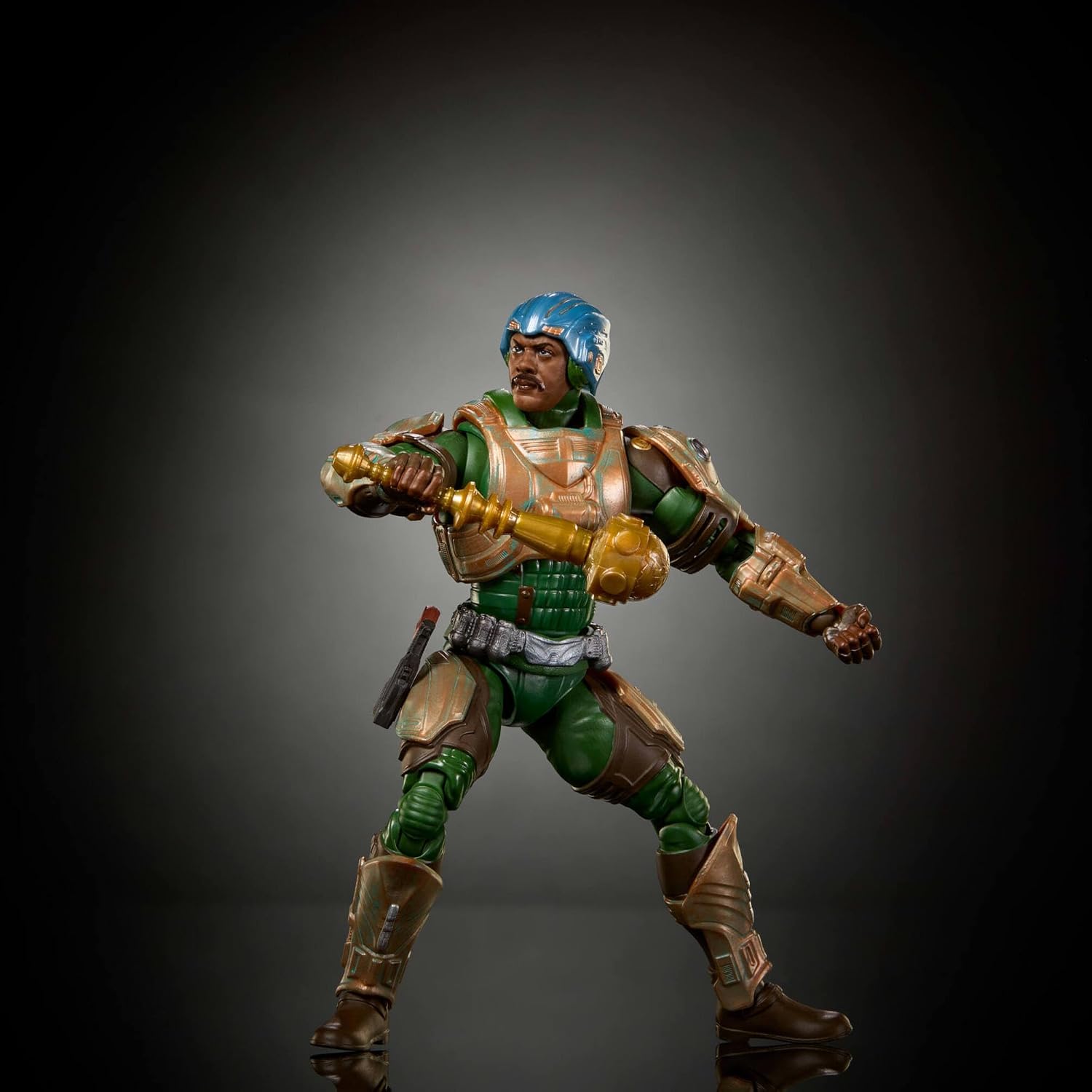Detalle 2 de Masters of the Universe Chronicles Man-At-Arms Figure (6.5-Inch, Idris Elba) – 2026 Movie Accurate