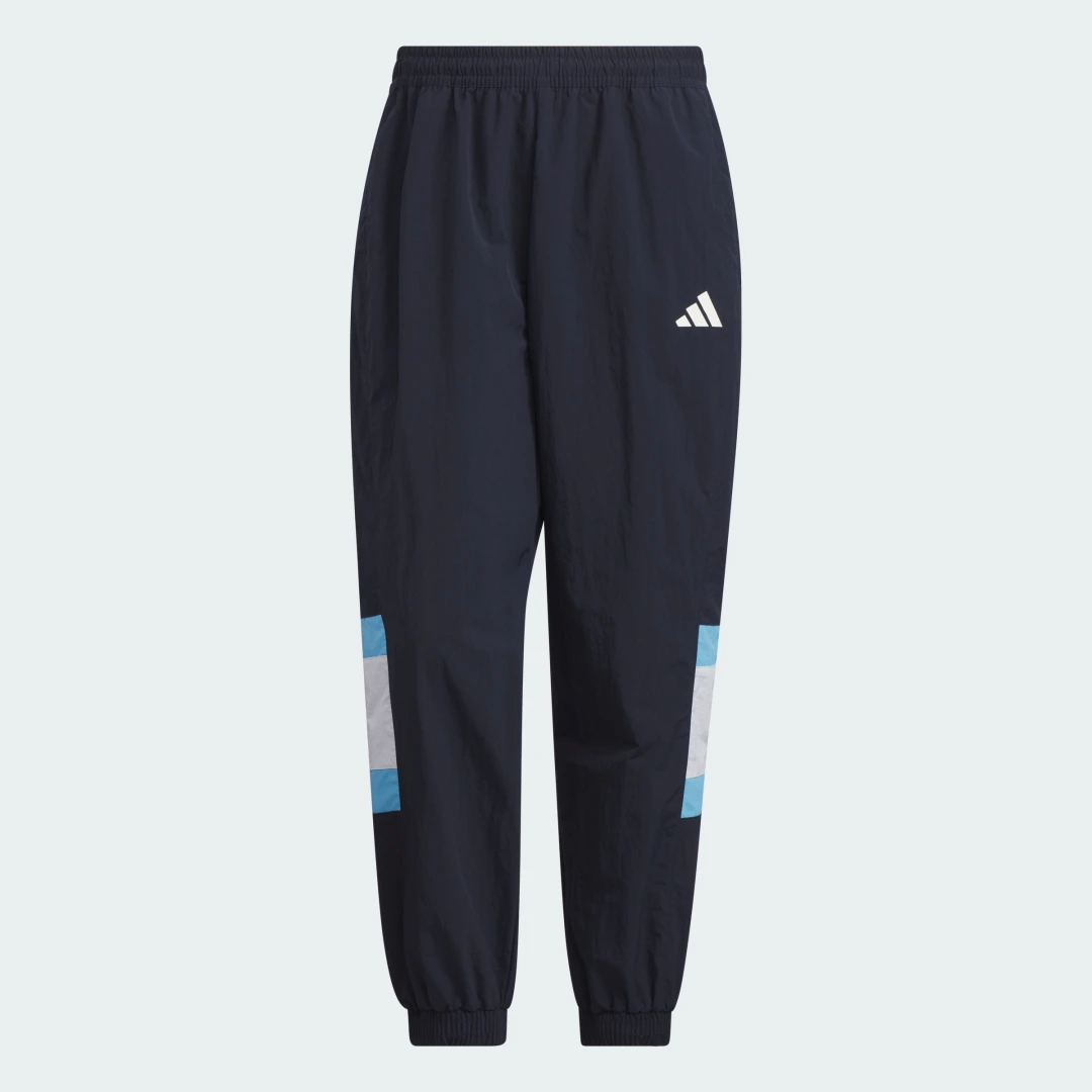 Thumbnail 3 de Wording Pack Loose Fit Mesh-Lined Woven Elastic Hem Joggers de Adidas — Joggers holgados con malla forrada en color Azul