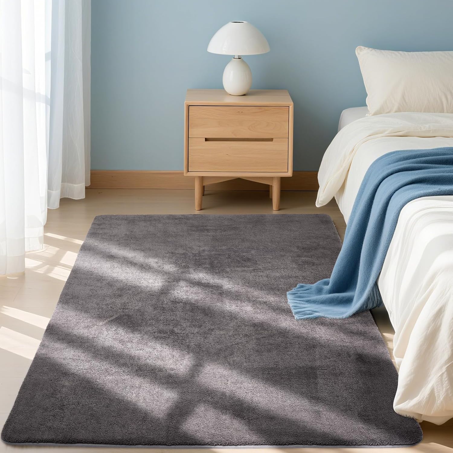 Thumbnail 5 de Grand tapis de salon uni 200x280 cm gris foncé – super doux à poils courts, antidérapant et lavable