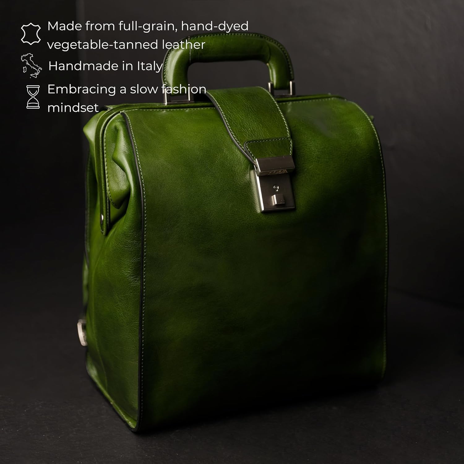 Detalle de Time Resistance Leather Backpack – Classic Design Unisex Laptop Backpack for 15”