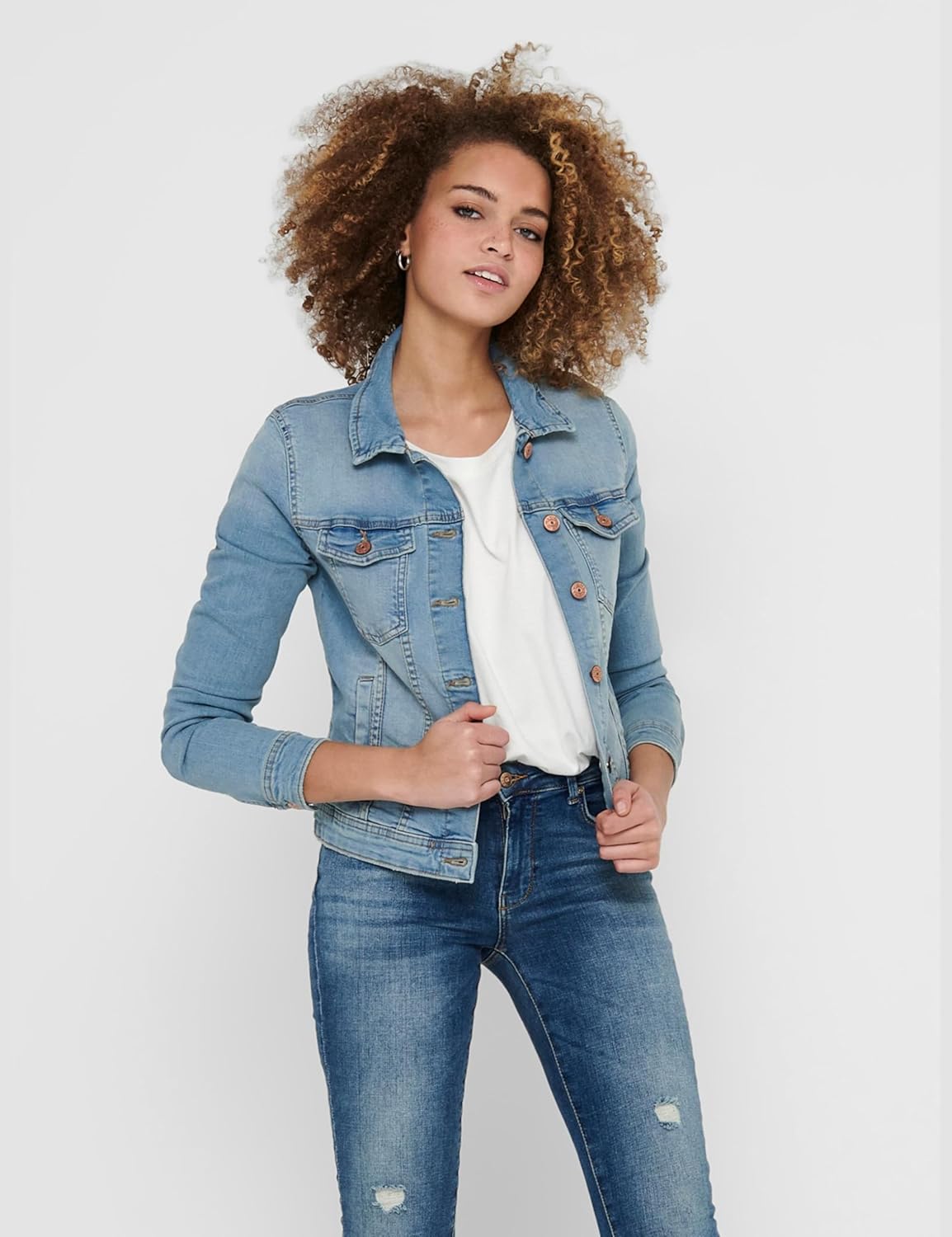 Detalle de ONLY Female Jeansjacke ONLTIA – stilvolle Allround-Jacke von Only