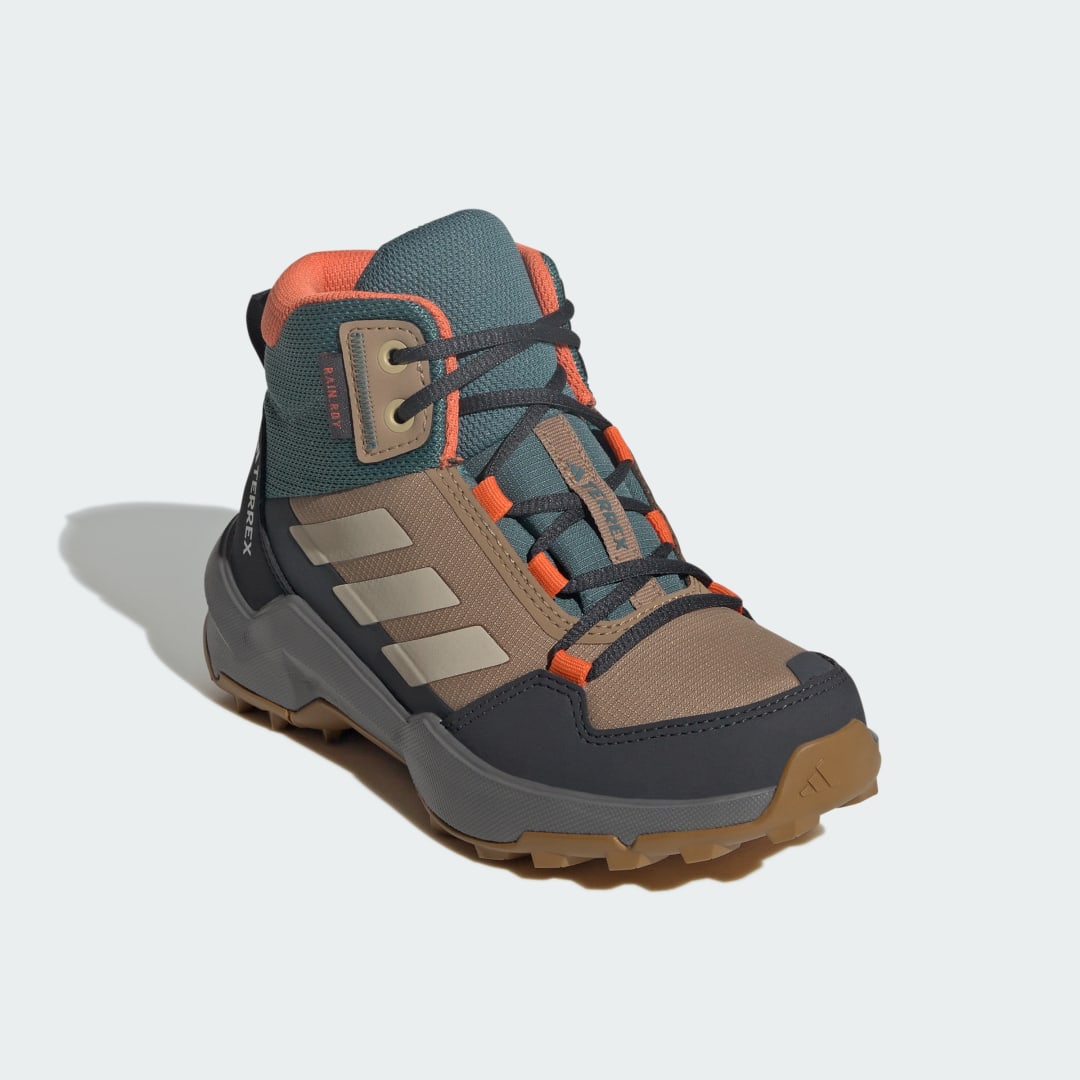 Thumbnail 3 de Zapatilla Terrex Ax4r Mid Rain.Rdy Hiking de Adidas: movilidad fiable en senderos moderados