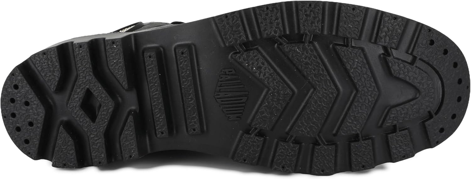 Detalle de Palladium Mixte Pampa Hi Tunnels Ankle Boot – Botte montante en toile stonewashed avec broderie au talon