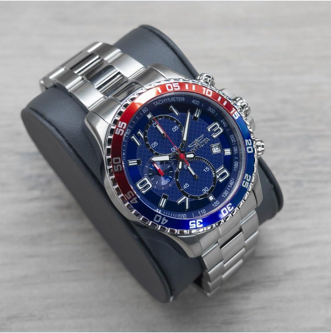 Detalle de Invicta Specialty 34030 da uomo, cassa in acciaio da 45 mm con quadrante blu e movimento al quarzo