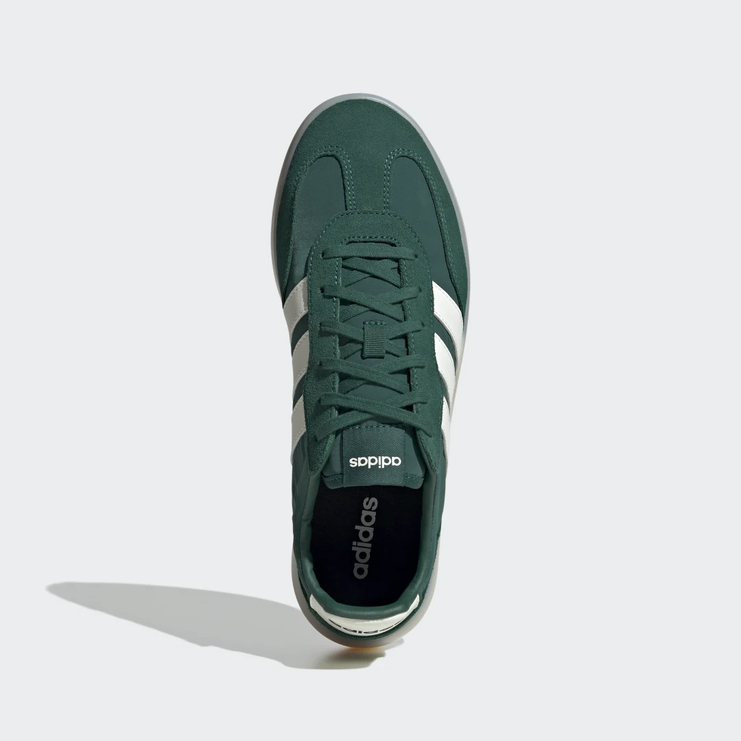 Detalle de Zapatilla Barreda Decode de Adidas: comodidad y estilo en color Verde