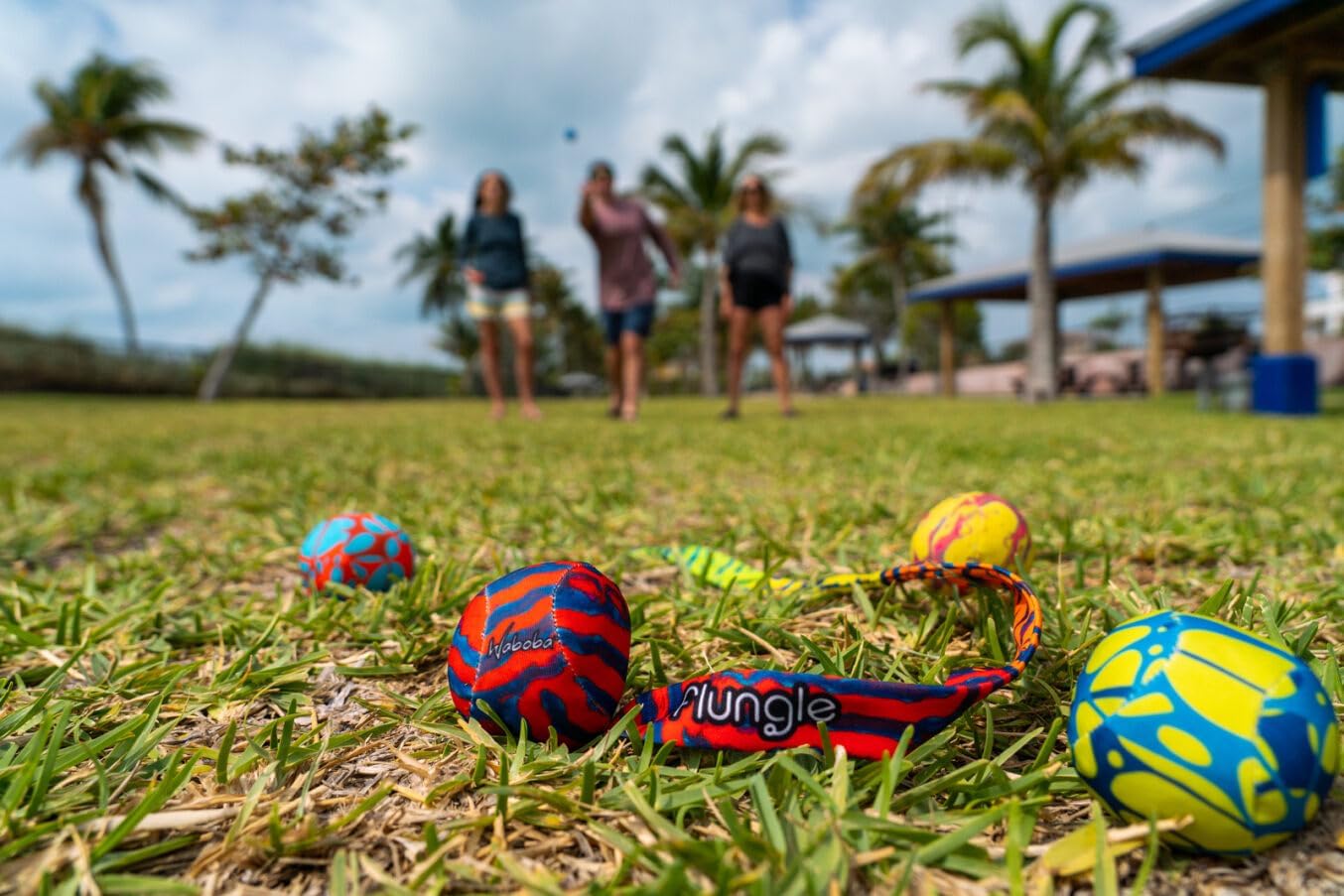 Detalle 2 de Waboba FLUNGLE Ballwurfspiel – Unisex, 2–6 Spieler, kompakt Boccia mit Schwanzziel