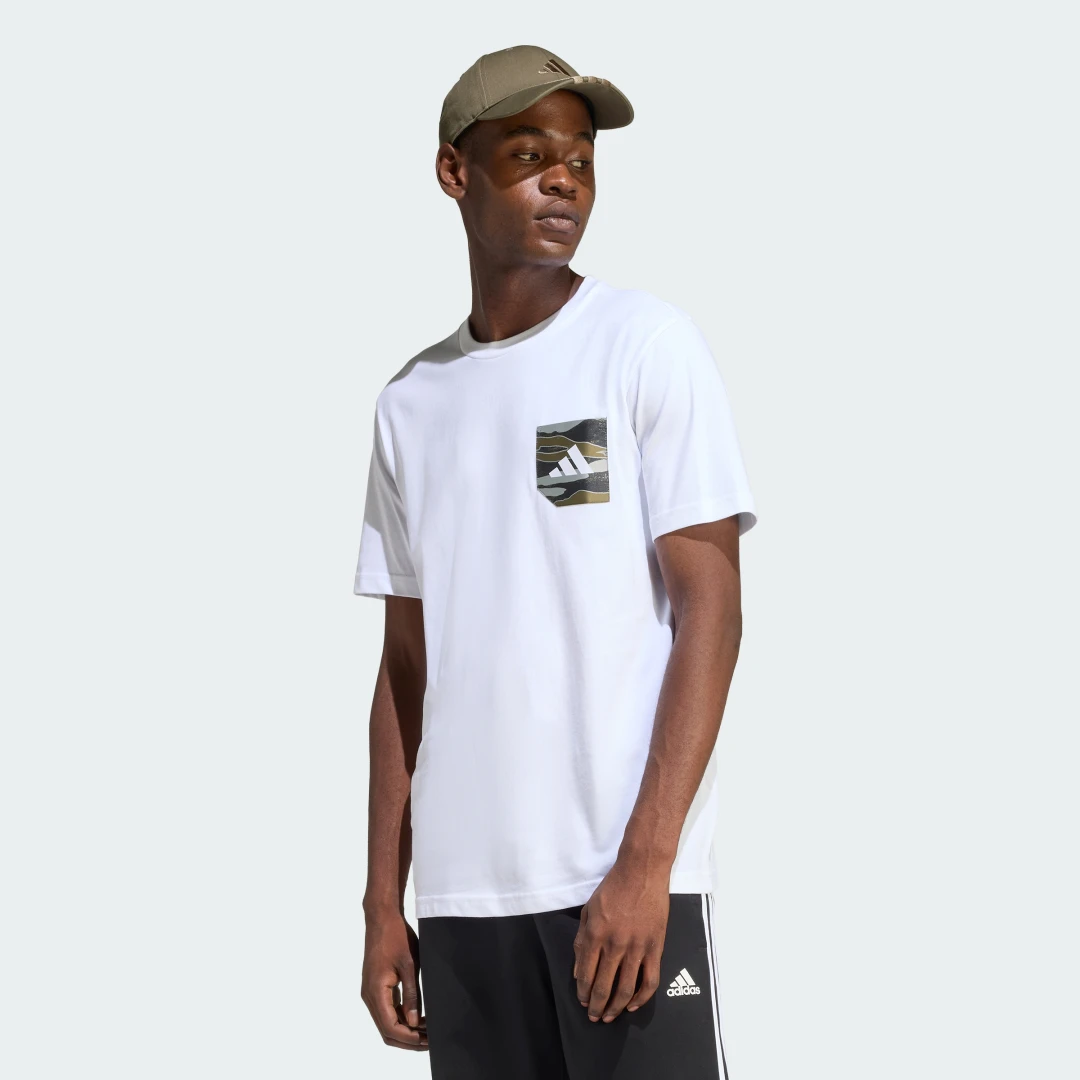 Detalle de Camiseta técnica con estampado de camuflaje pocket de Adidas