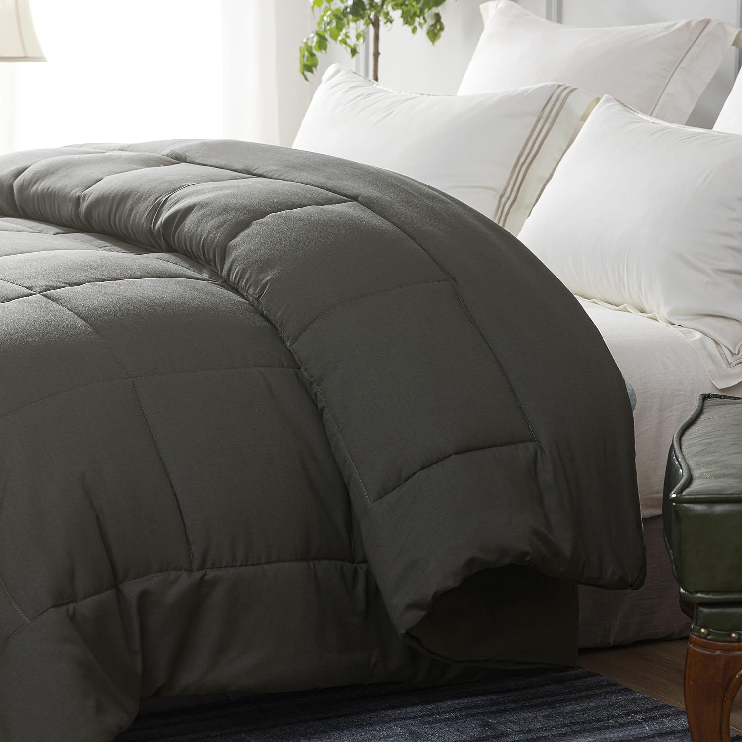 Detalle de Yebeda Couette 4 Saisons en Microfibre – Gris Foncé 155x220 cm pour lit 2 personnes