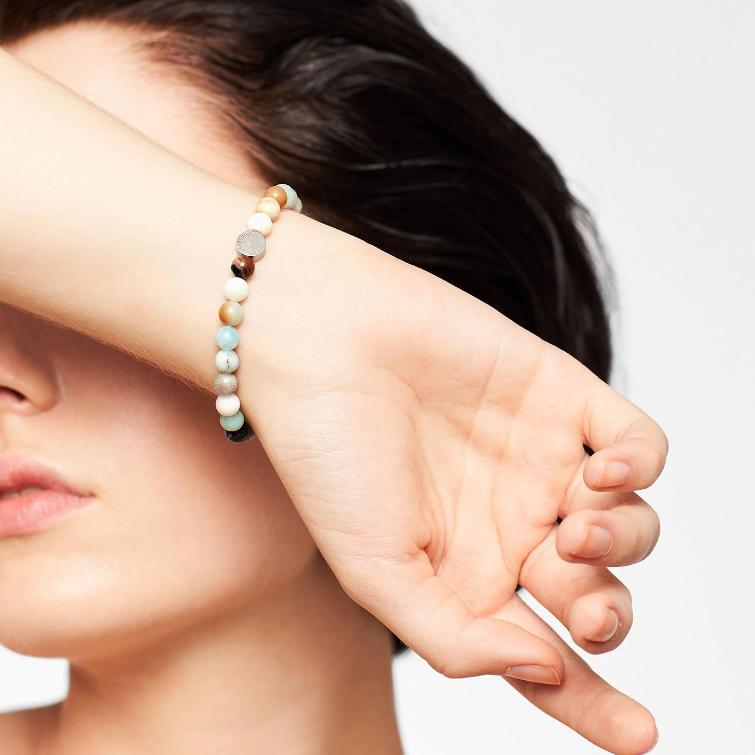 Detalle de LIEBESKIND BERLIN Damen Beads Armband – elastisch, handgefertigt mit Amazonit-Perlen
