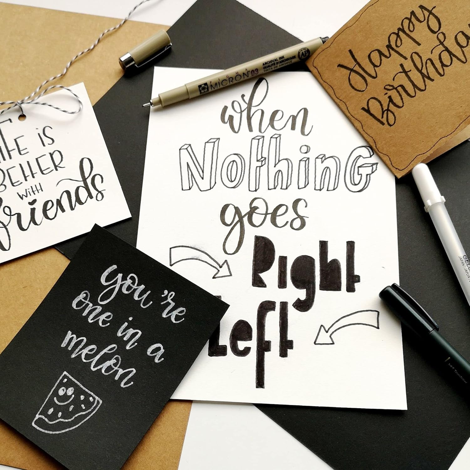 Detalle de Florence Papier Calligraphie A5 – 60 feuilles multicolores (Blanc, Noir, Blanc cassé, Kraft) – 216 g/m², surface lisse