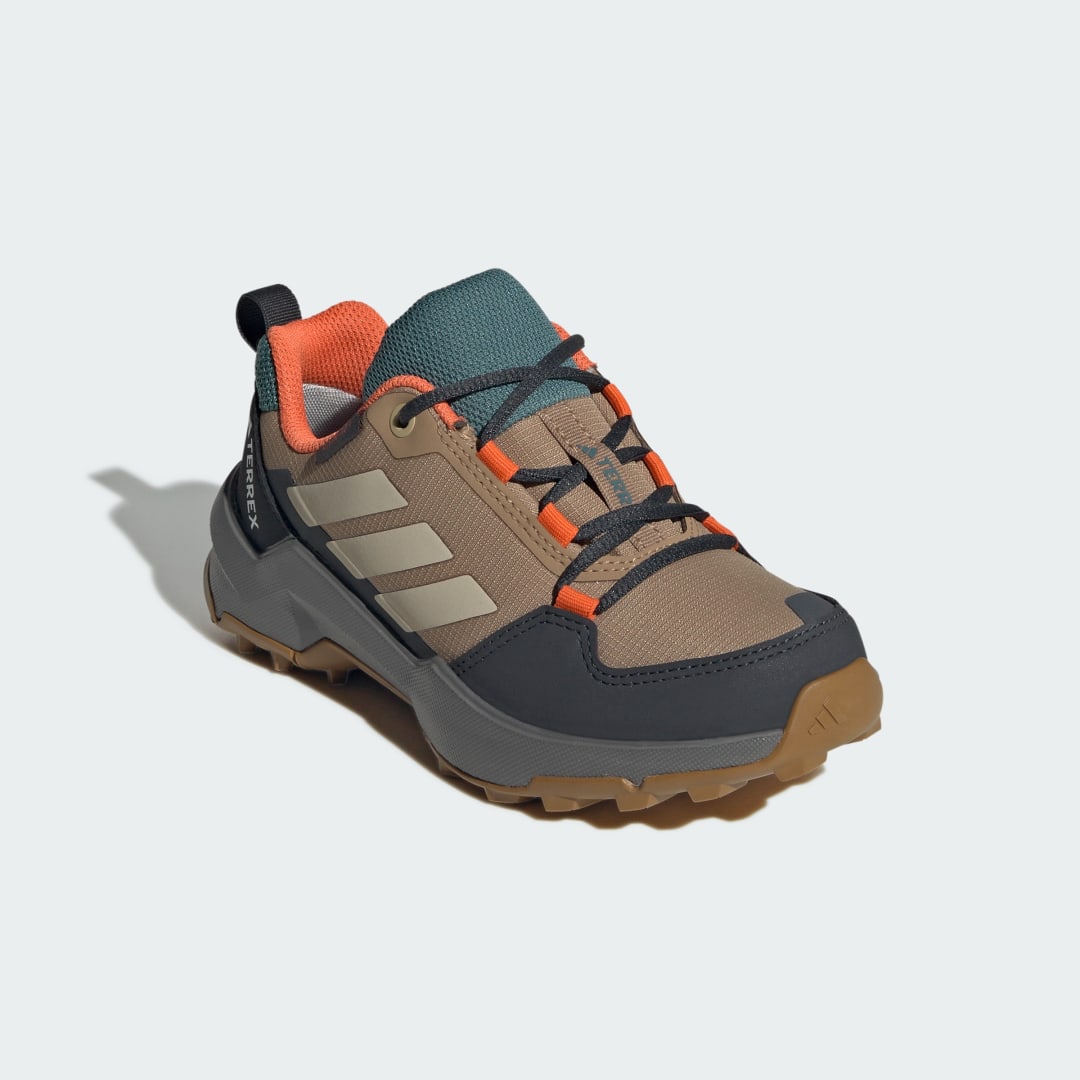 Detalle 2 de Zapatilla Terrex AX4r Hiking de Adidas — resistencia y confort para tus rutas
