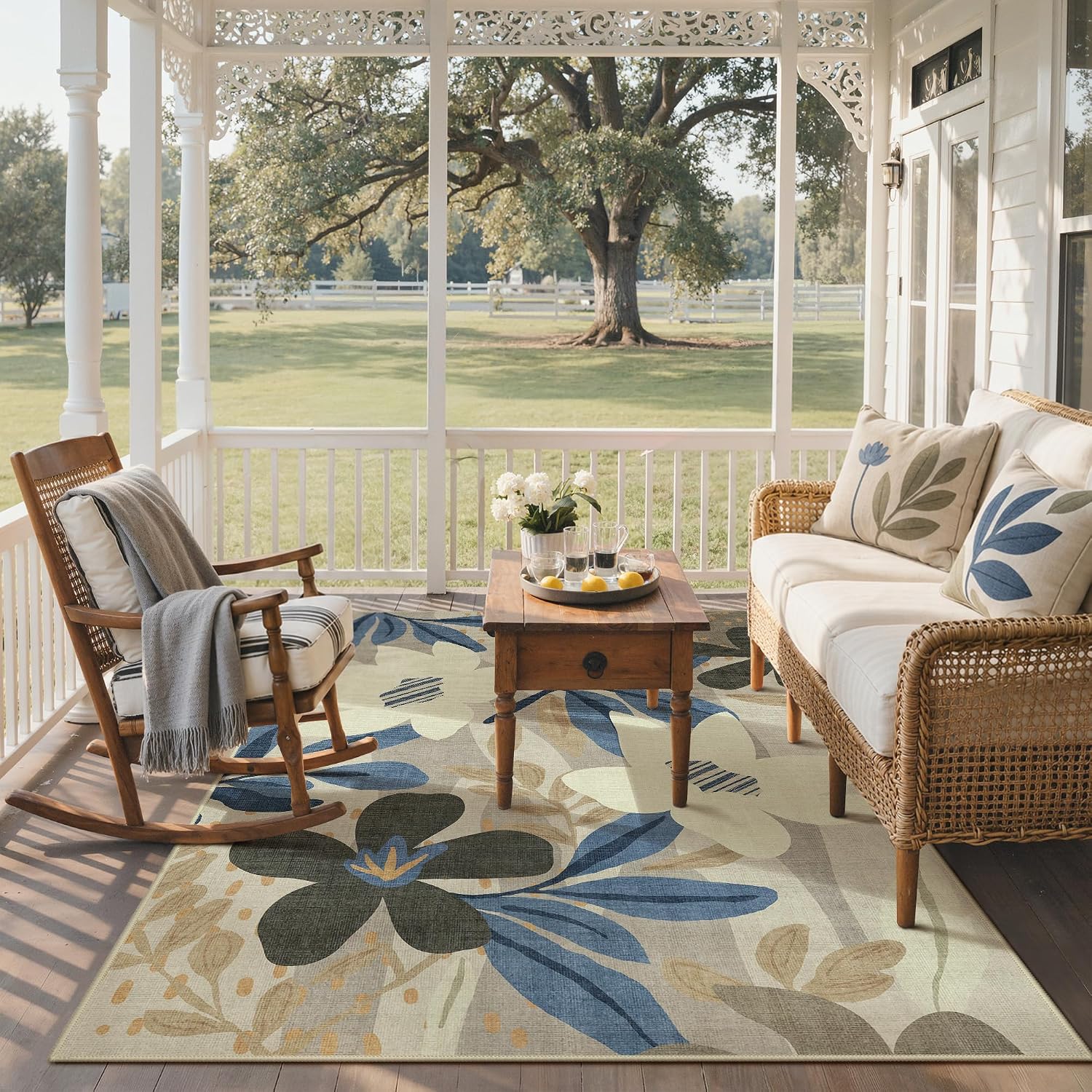 Detalle 2 de GENIMO 5 x 8 Outdoor Rug, Washable Floral Rug in Navy and Cream