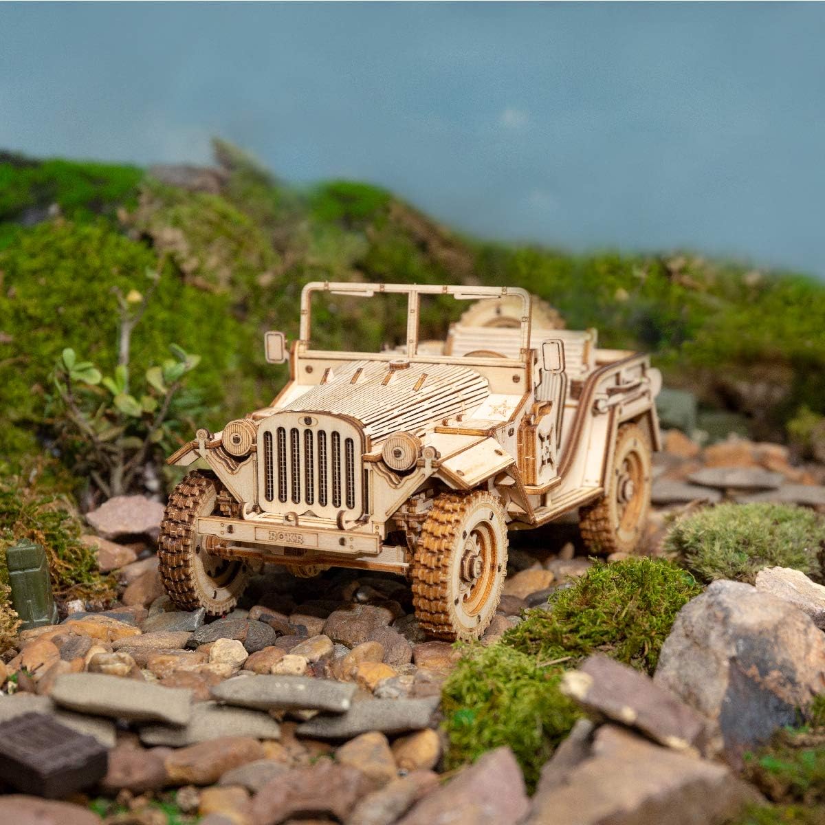 Thumbnail 1 de ROKR Car en bois à construire 3D – Puzzle maquette mécanique en contreplaqué découpé au laser