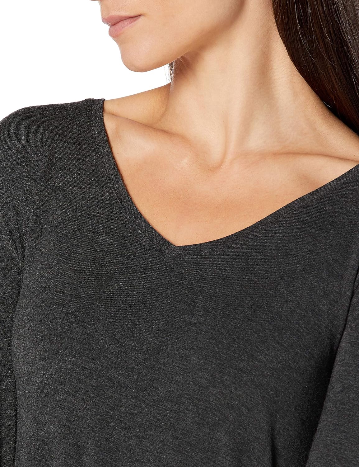 Thumbnail 3 de Amazon Essentials Women’s 3/4 Sleeve V-Neck Swing T-Shirt (Plus Sizes) – Pack of 2