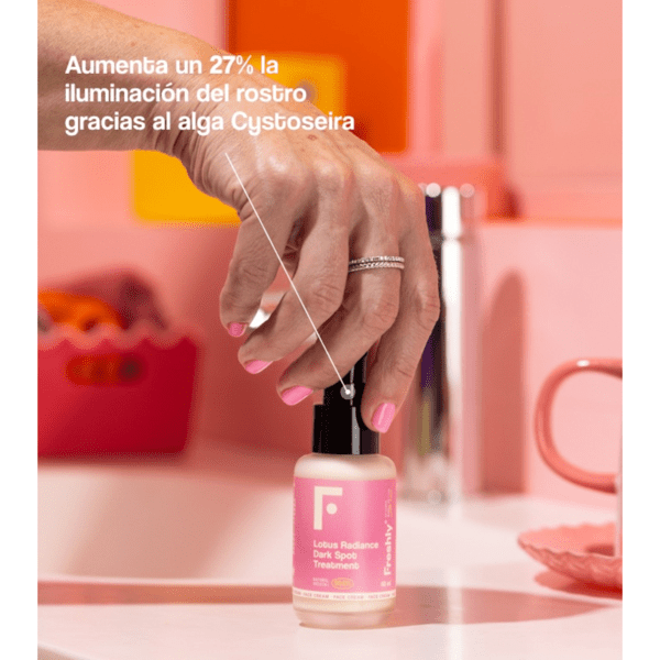 Thumbnail 1 de Freshly Cosmetics Lotus Radiance Darkspot Treatment 50 ml