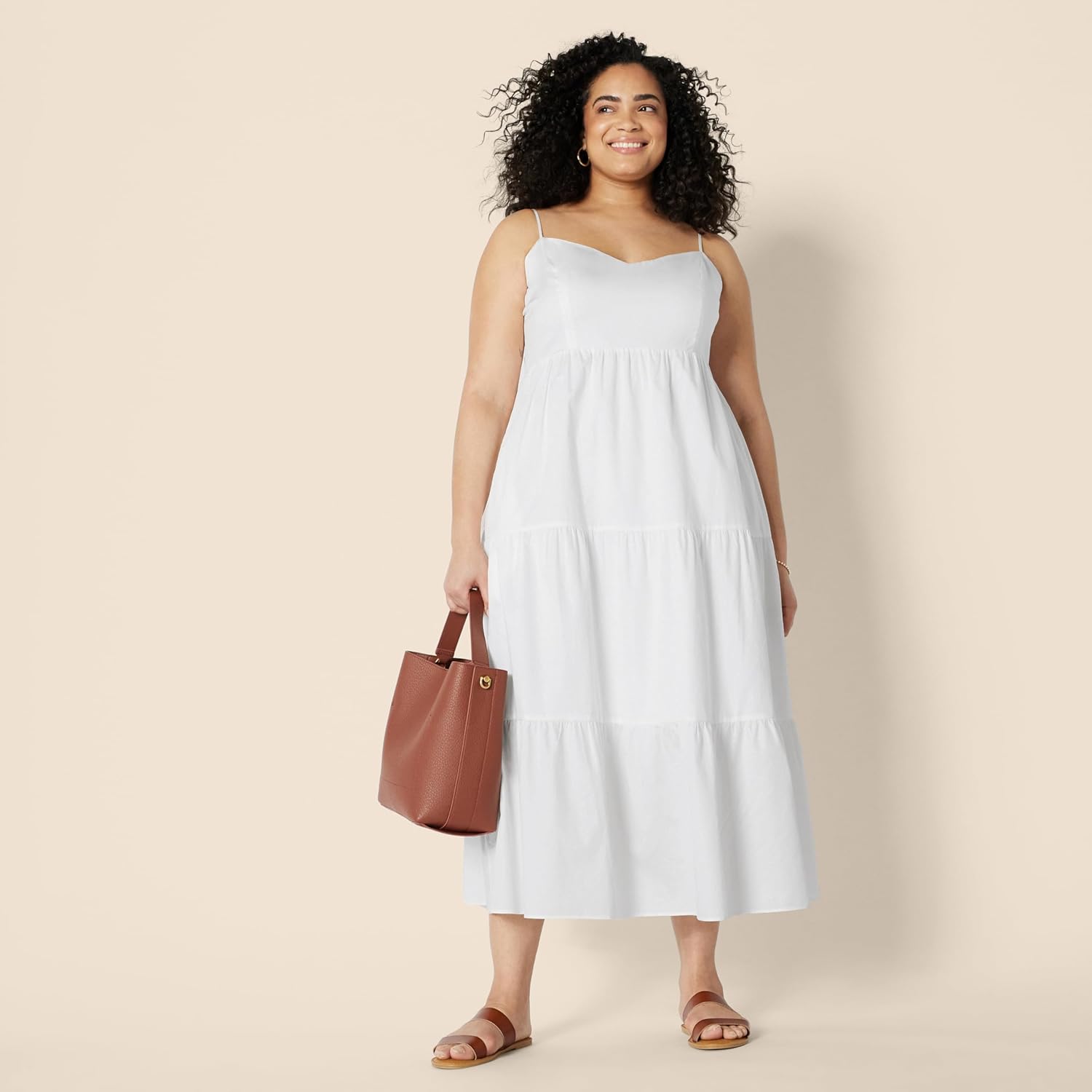 Thumbnail 6 de Amazon Essentials Damen gestuftes Fit-and-Flare-Maxikleid aus Baumwollsatin mit Empire-Taille
