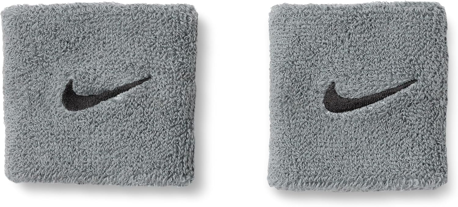Detalle de NIKE スウッシュ クラシック リストバンド 2P BN3000 刺繍ロゴ・ストレッチ素材
