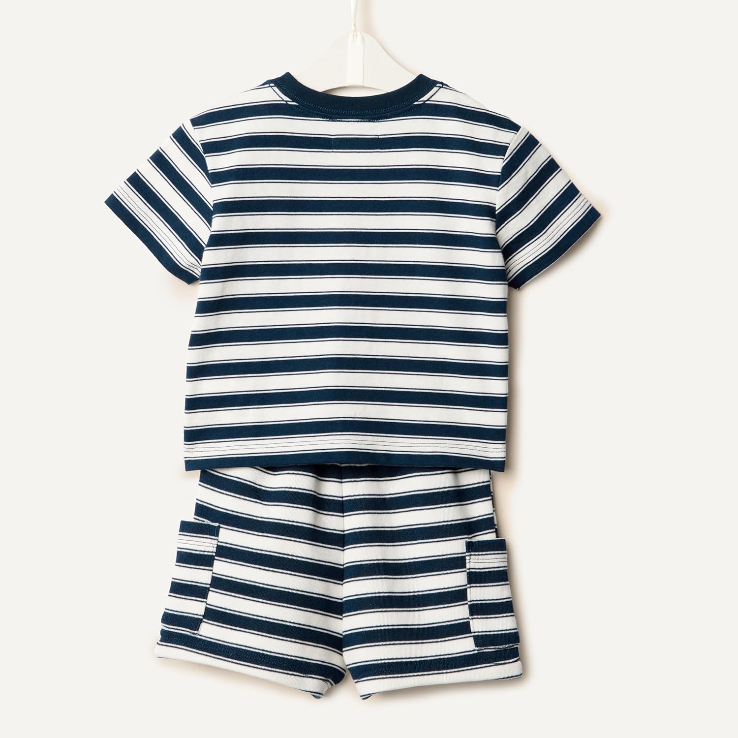 Thumbnail 5 de Amazon Essentials x Sofia Grainge Jungen-Set aus T‑Shirt und Shorts (Multi-Packs)