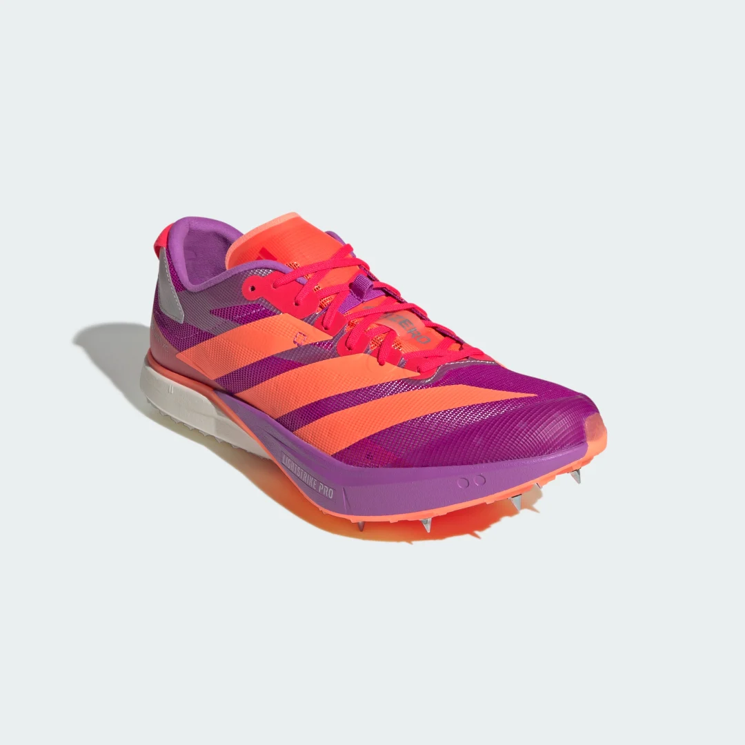 Detalle 2 de Zapatilla Avanti XC de Adidas: violeta para entrenar con estilo y comodidad
