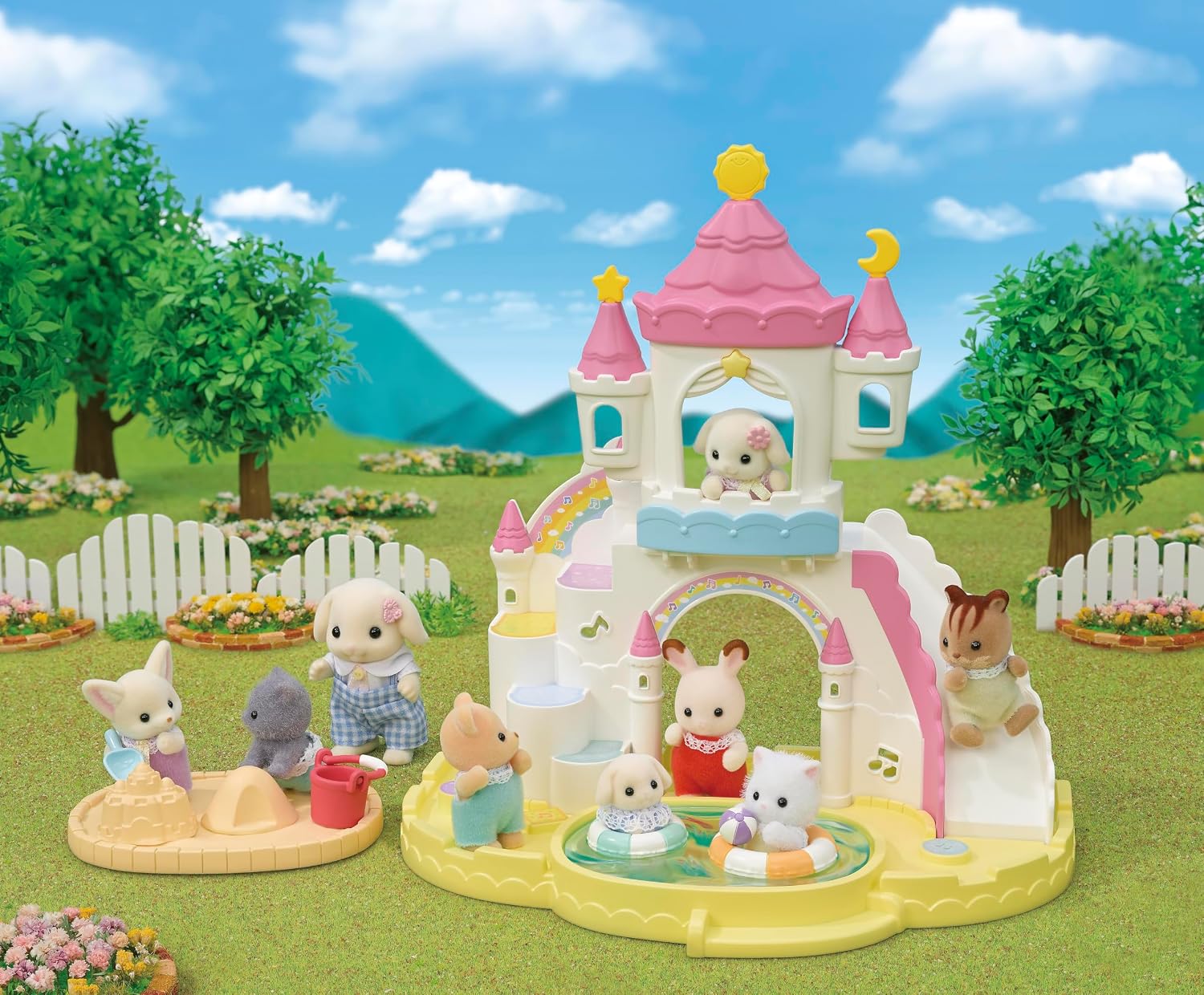 Thumbnail 3 de Sylvanian Families 5746 – plac zabaw z basenem, piaskownicą i zjeżdżalnią