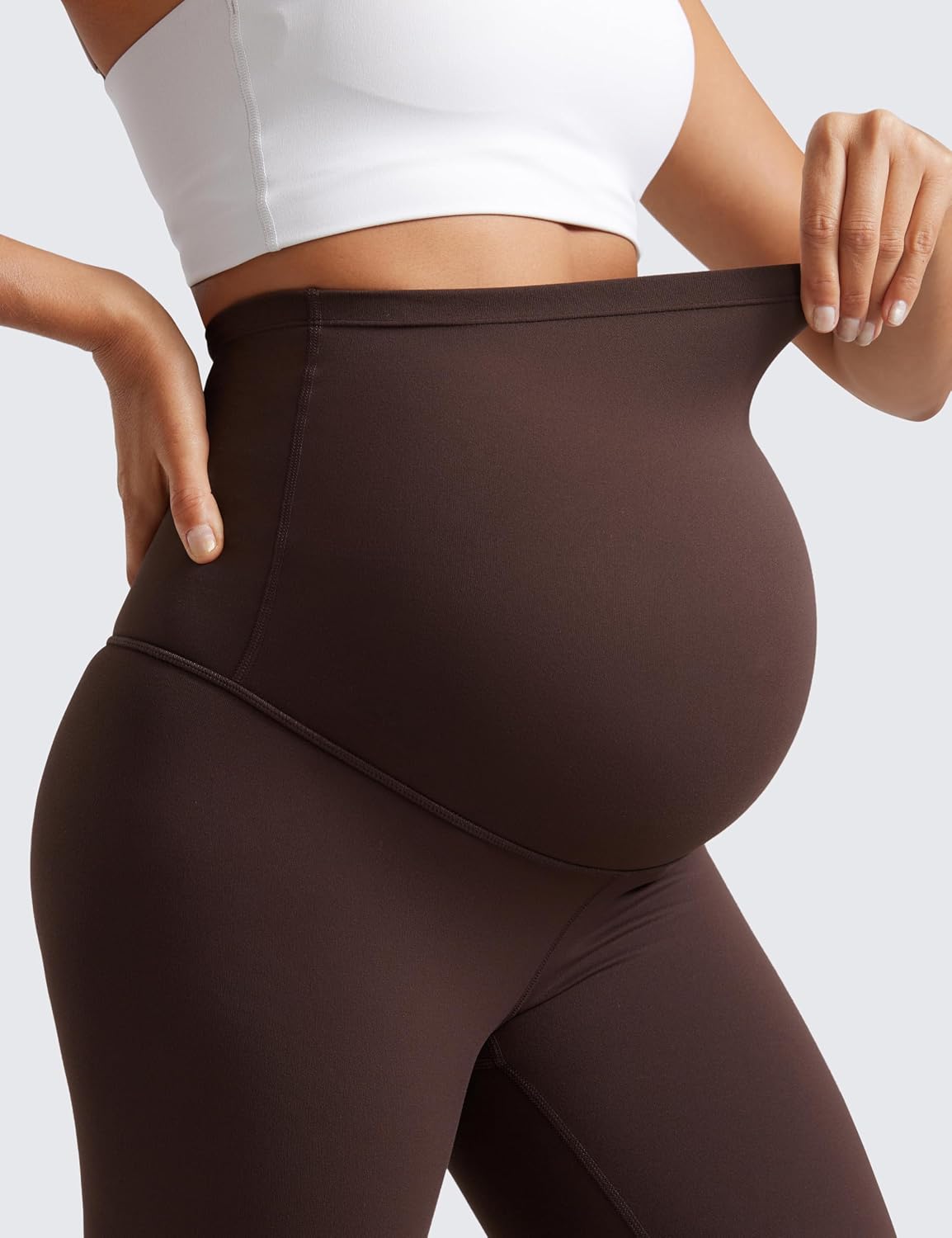 Detalle 2 de CRZ YOGA Butterluxe short de maternité pour le yoga (femmes), longueur 20 cm