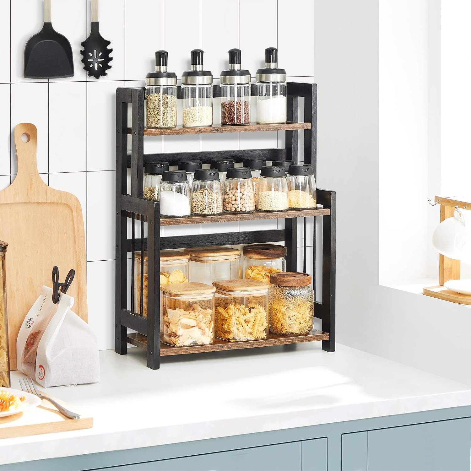 Detalle 2 de SONGMICS OFS047B01 3-Tier Countertop Spice Rack, Vintage Brown and Black