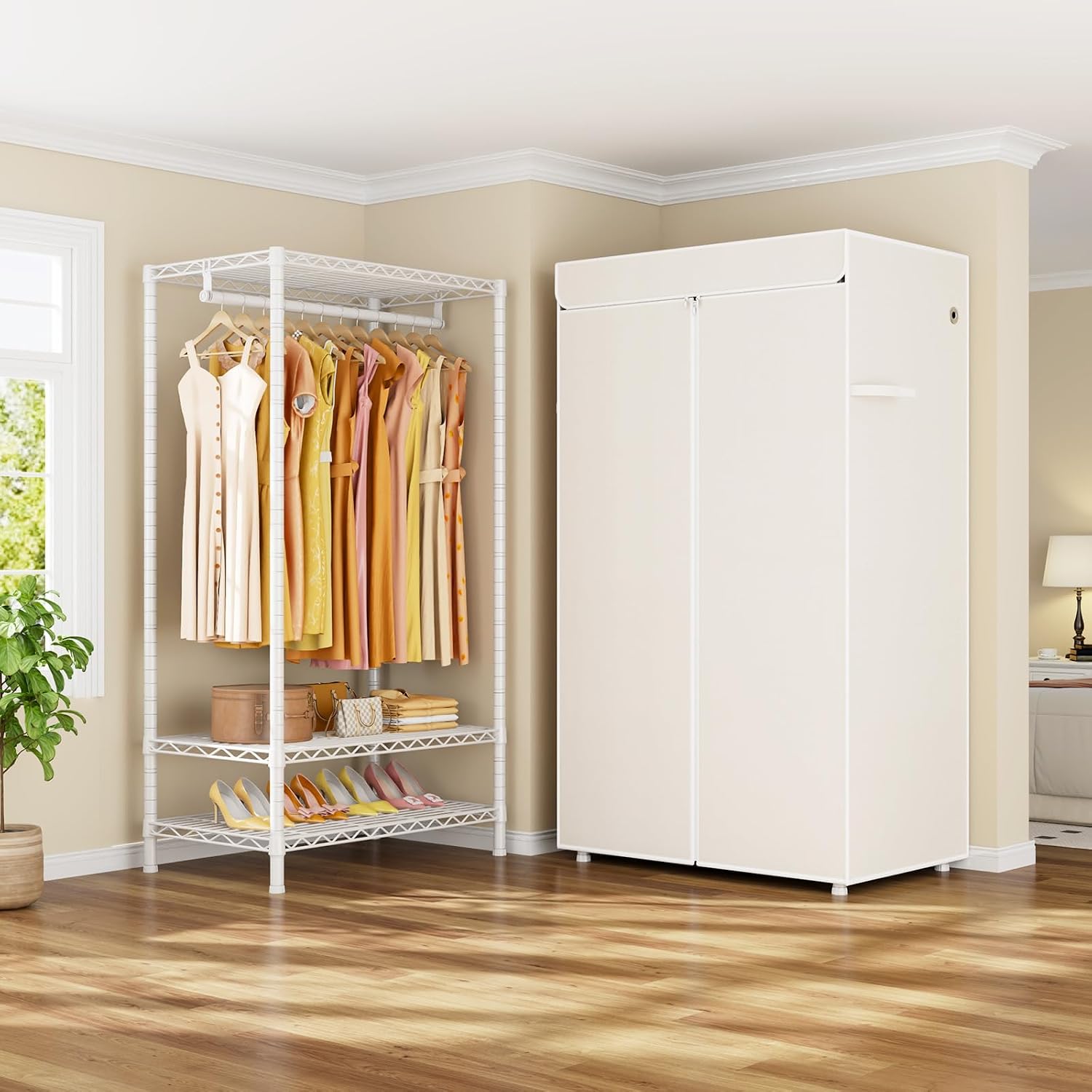 Detalle 2 de ULIFHOME H5C Covered Clothes Rack with 3 Adjustable Shelves and Oxford Cover