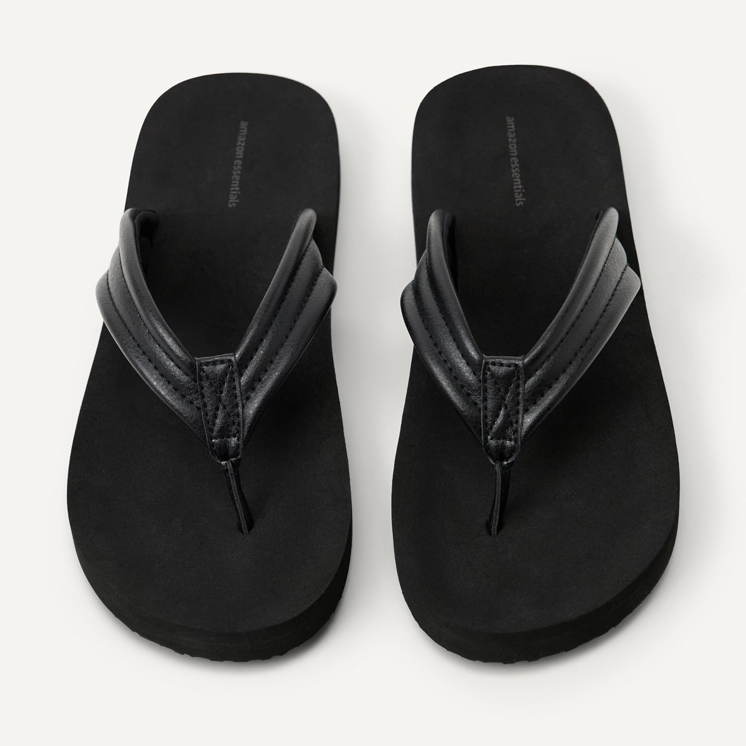 Detalle de Amazon Essentials Unisex Kids' Flip-Flops: comfortable, affordable summer footwear for everyday play