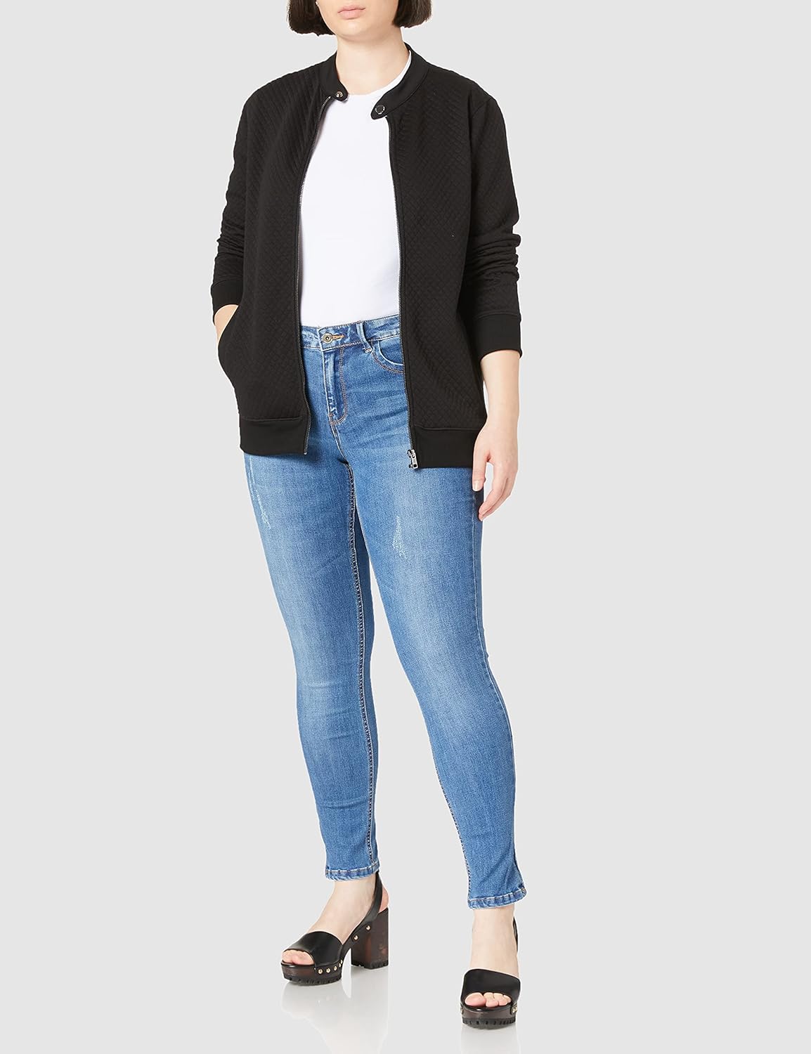 Detalle 2 de ONLY Carmakoma CARKARLA REG ANK SK : jean femme coupe étroite en denim extensible