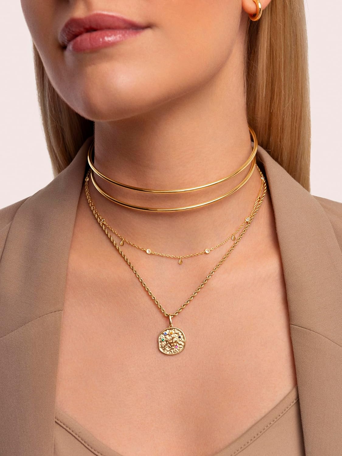 Detalle 2 de SINGULARU Choker Double Ring 11 cm