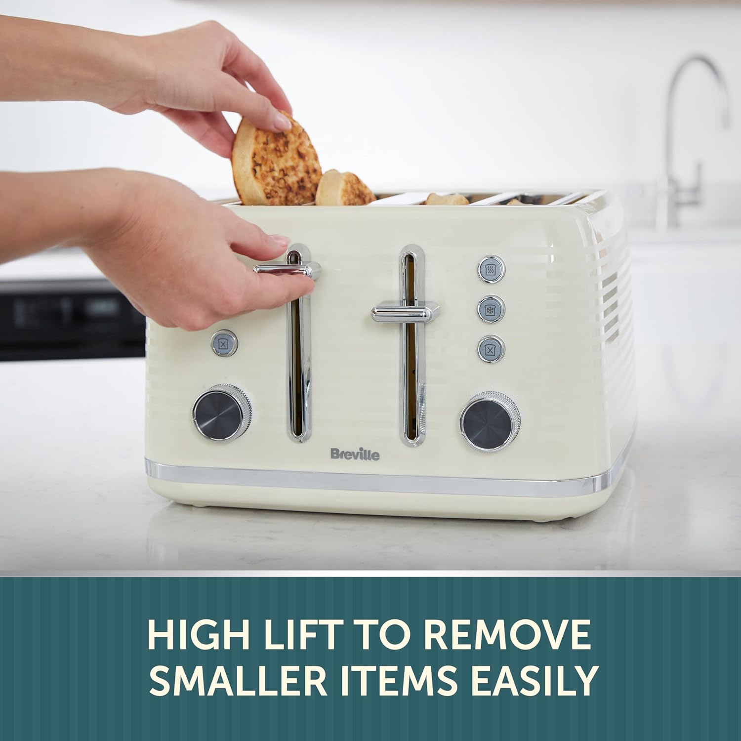 Detalle de Breville Zen 4 Slice Toaster with High Lift & Wide Slots (Cream & Silver Chrome) – VTR028
