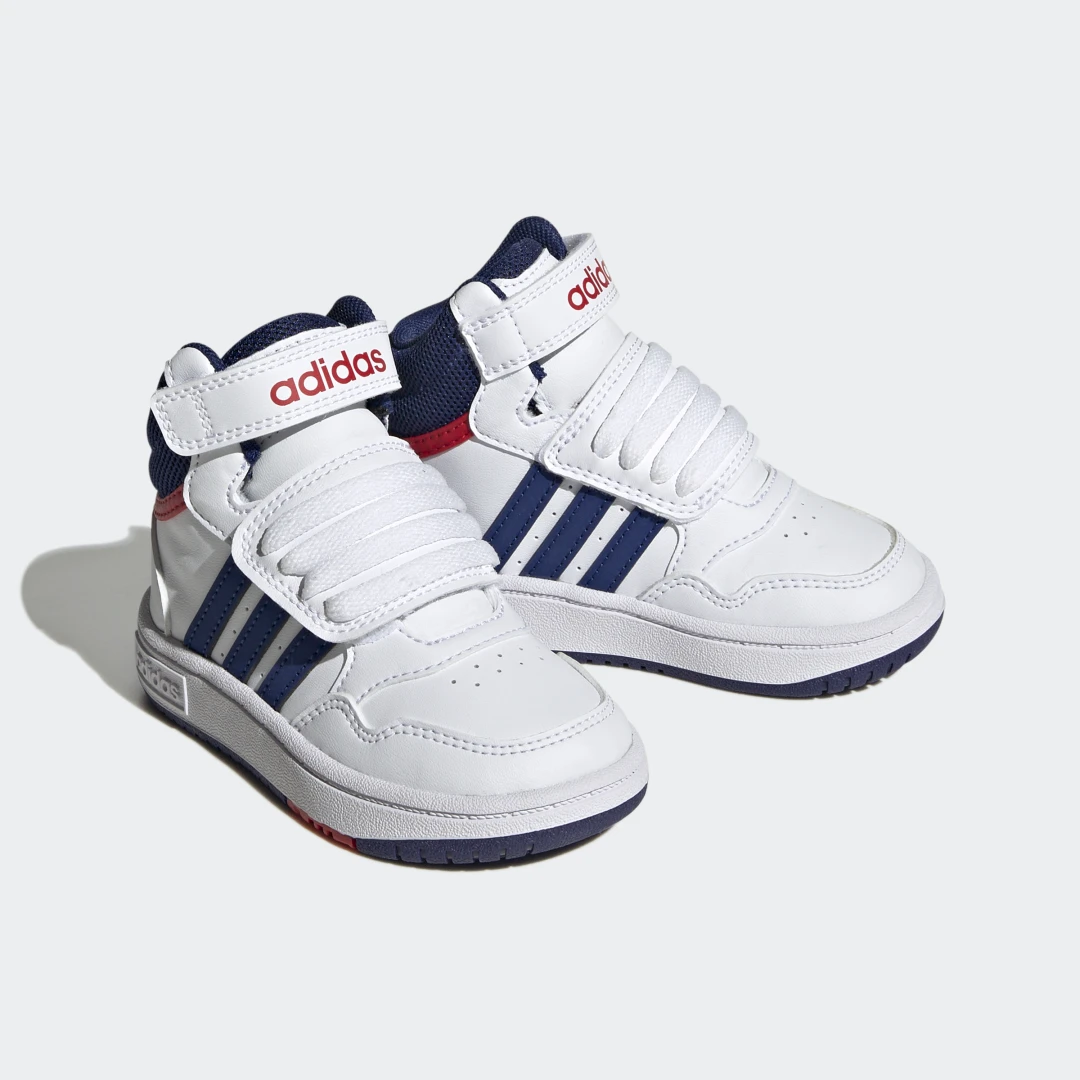 Detalle 2 de Adidas Zapatilla Hoops Mid en Blanco – estilo urbano y comodidad diaria
