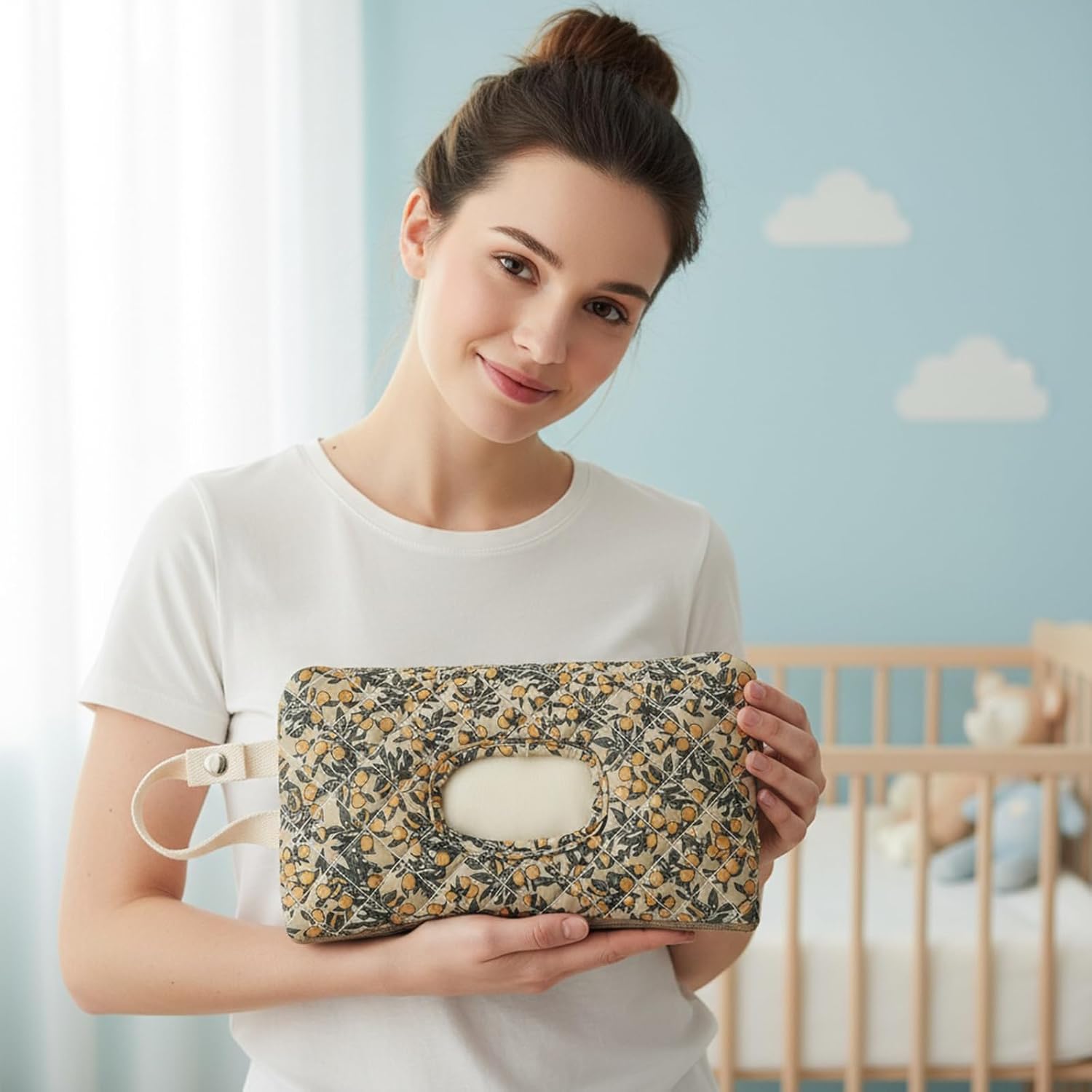 Detalle 1 de Quilted Baby Wipe Pouch, Floral