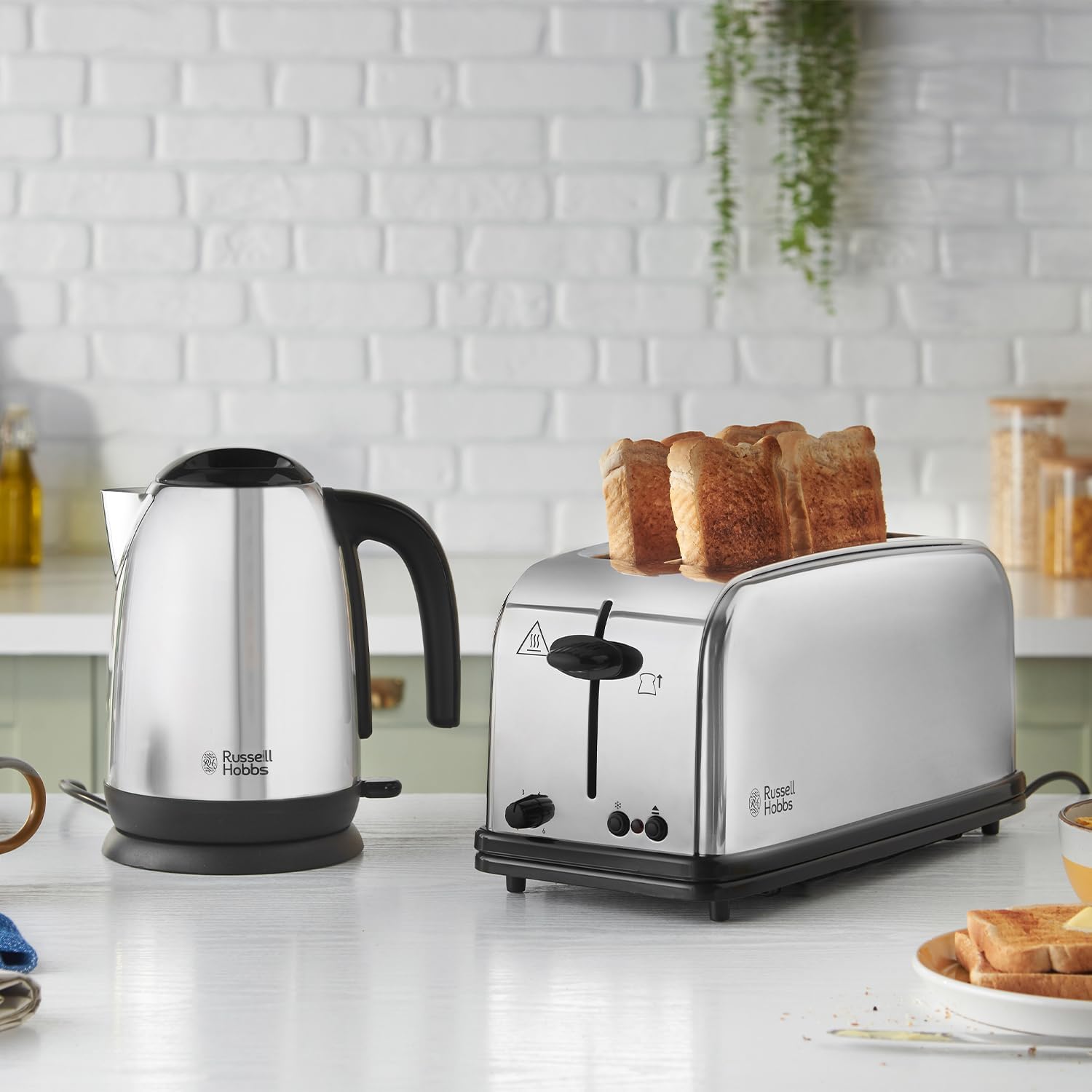 Thumbnail 6 de Russell Hobbs 1.7L Stainless Steel Electric Kettle