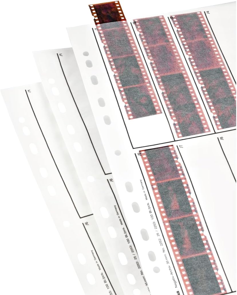 Detalle 2 de Hama 25 Negative Archiving Sleeves for 7 Small Picture Strips (24x36mm negatives)