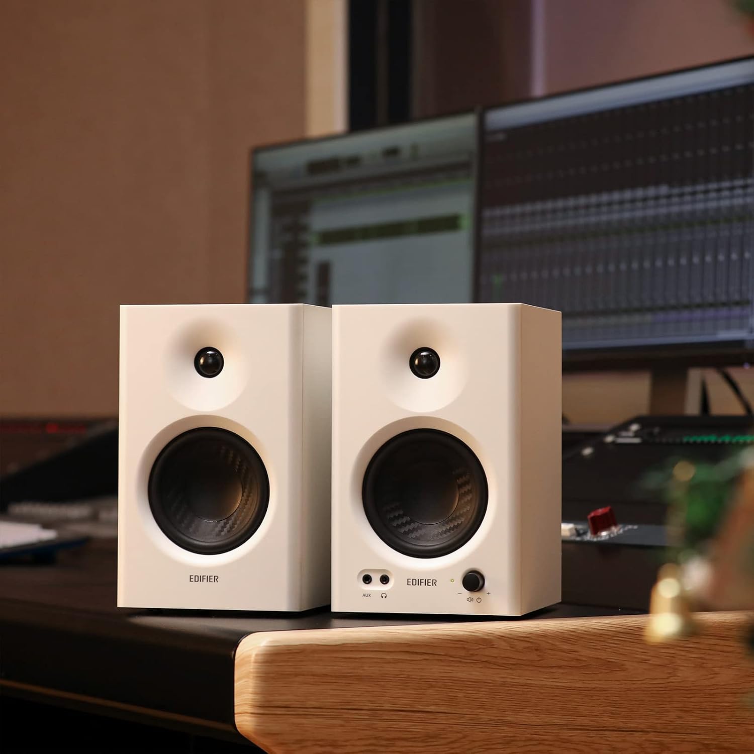 Thumbnail 5 de Edifier MR4 Powered Studio Monitors