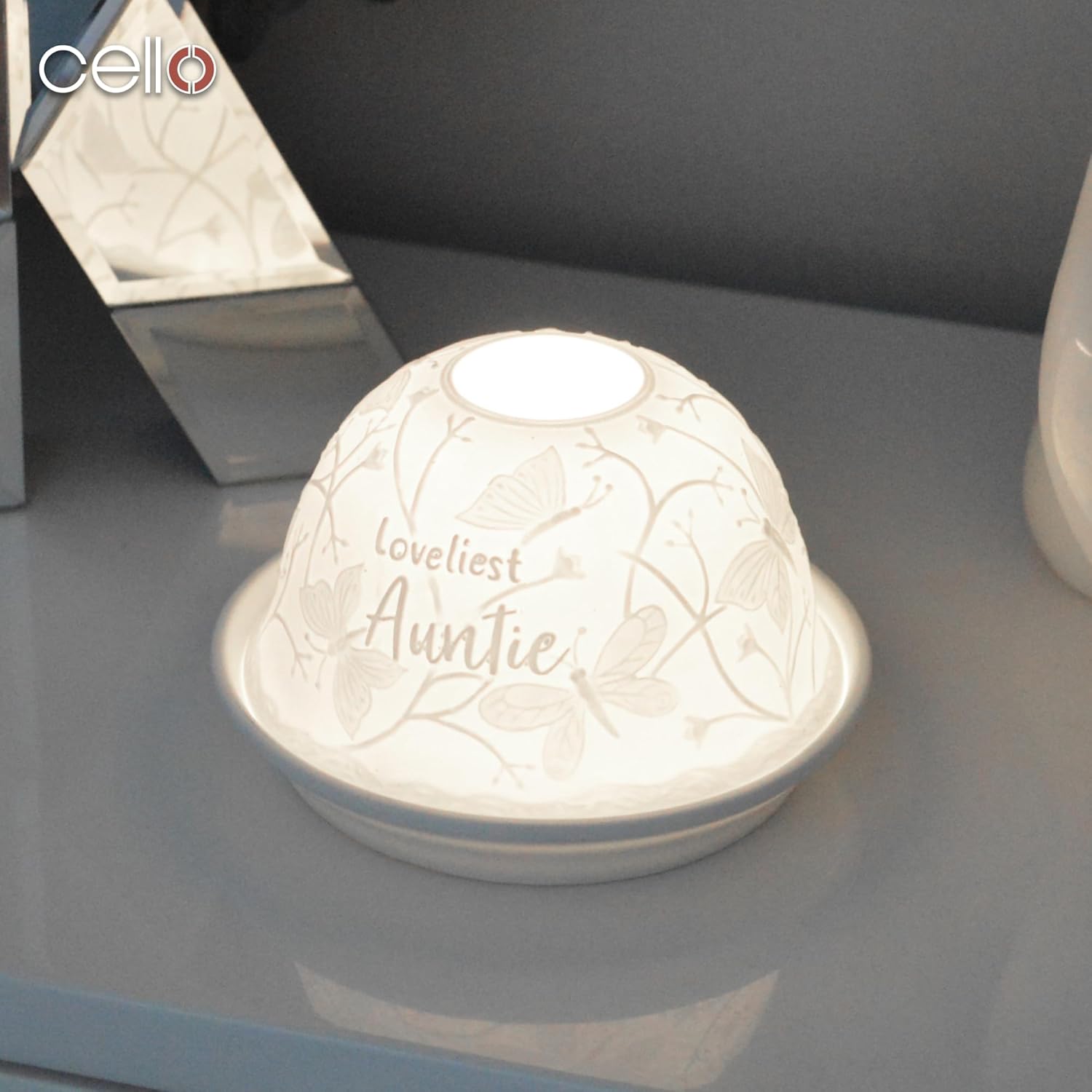 Thumbnail 5 de Cello Porcelain Tealight Holder Dome (Lithophane) – “Loveliest Auntie” 3D projection with warm glow