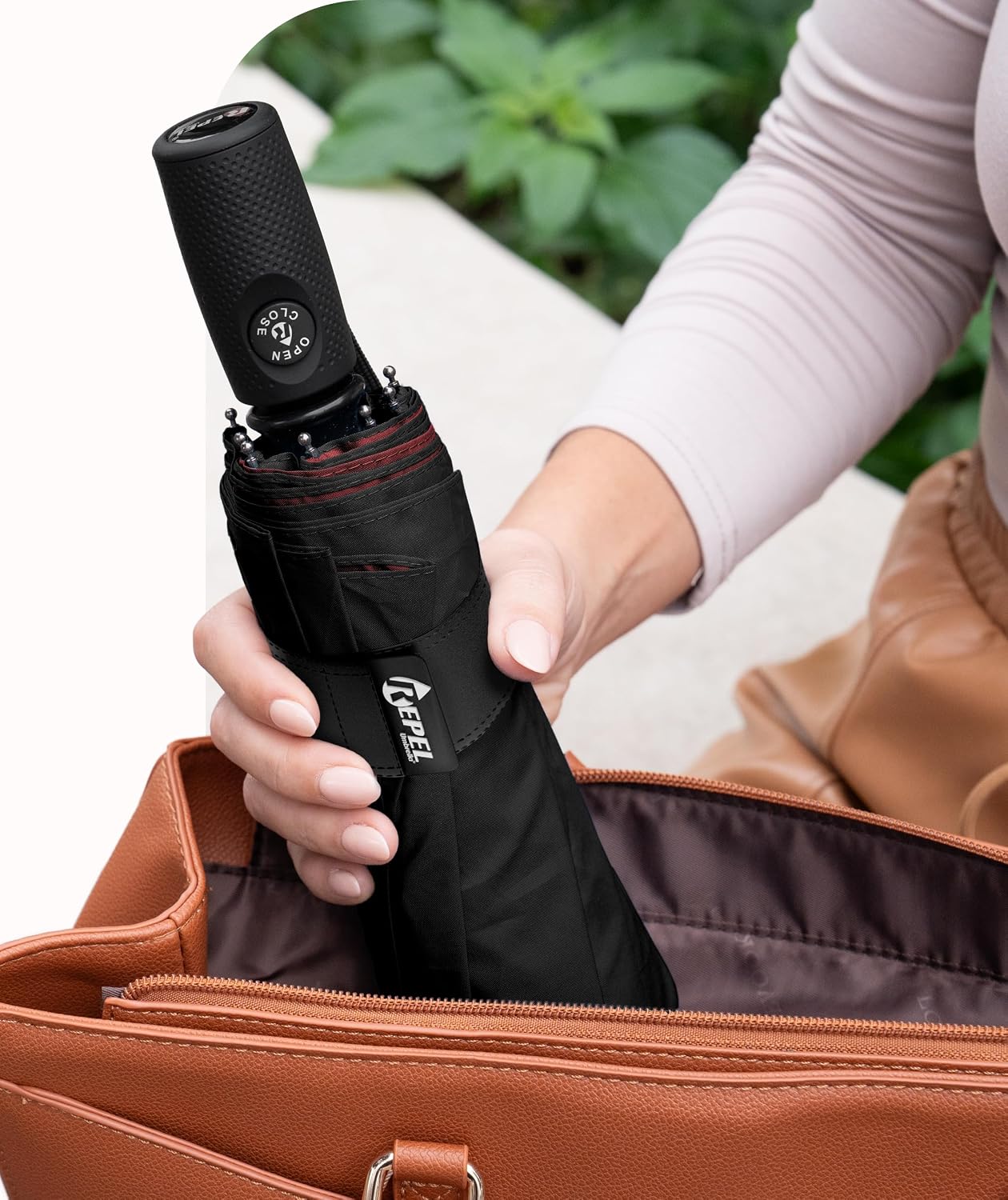 Thumbnail 6 de Repel Travel Umbrella, 11.5-Inch Folded