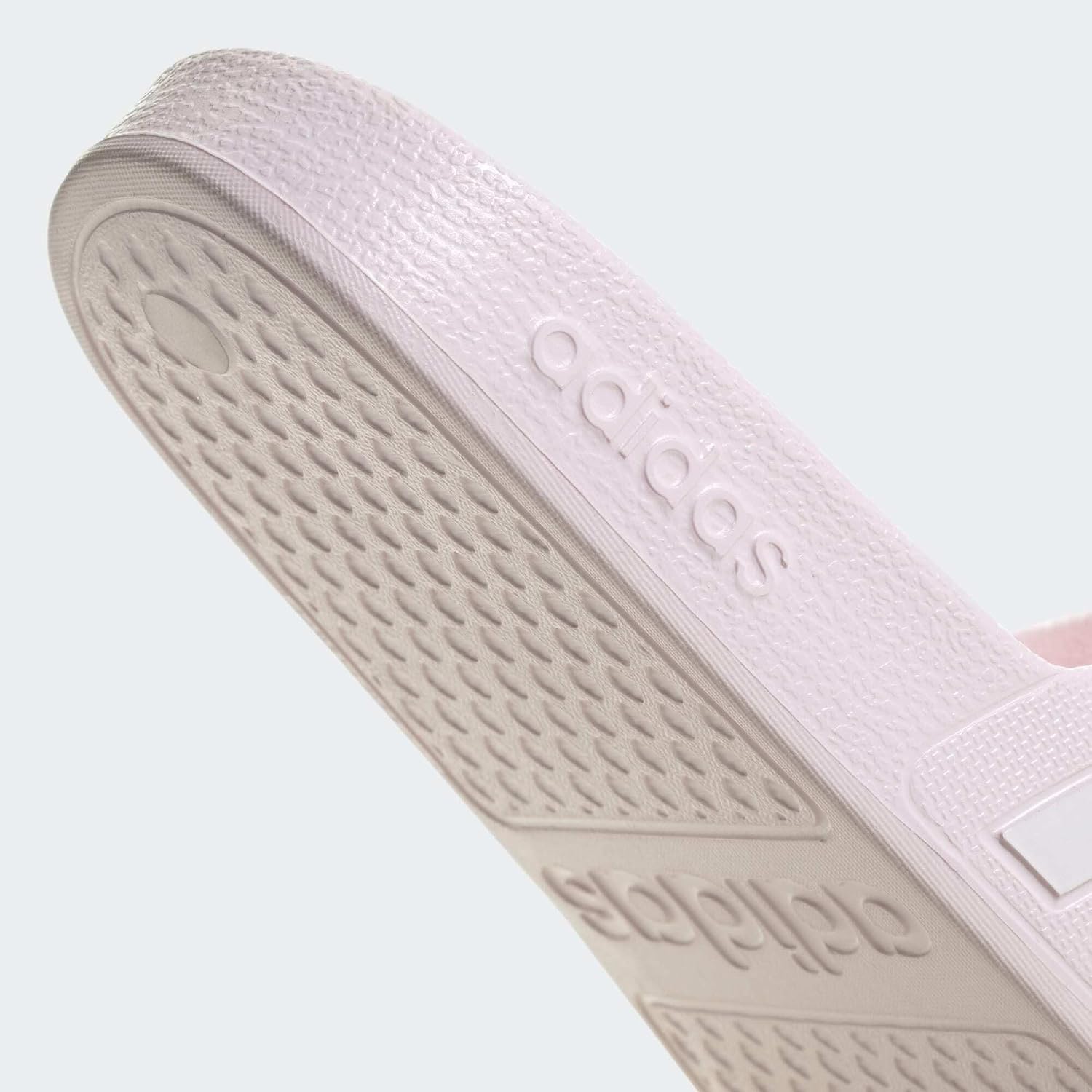 Detalle de adidas Damen Adilette Aqua Slides Almost Pink / Cloud White – bequeme Sandalen mit Cloudfoam-Fußbett
