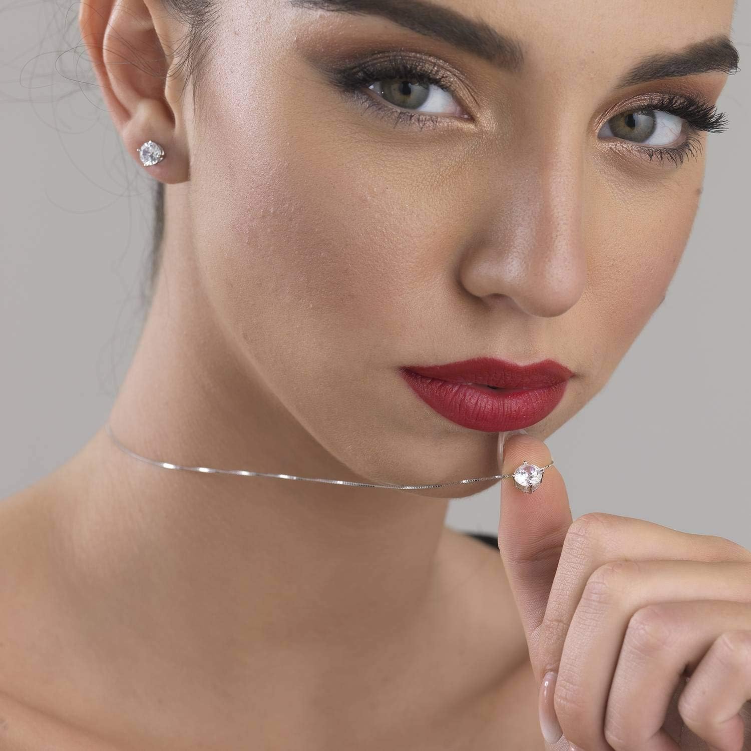 Detalle de inSCINTILLE Boucles d'oreilles en Argent Rhodié 925 avec Zircon Cubique — Éclat durable et coffret cadeau inclus