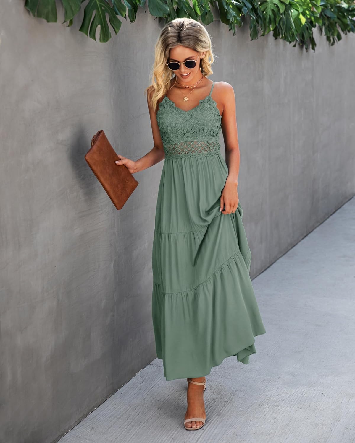 Detalle de Dokuritu Women's Beach Crochet Lace Maxi Dress: Spaghetti Strap, V-Neck Crochet Boho Beachwear
