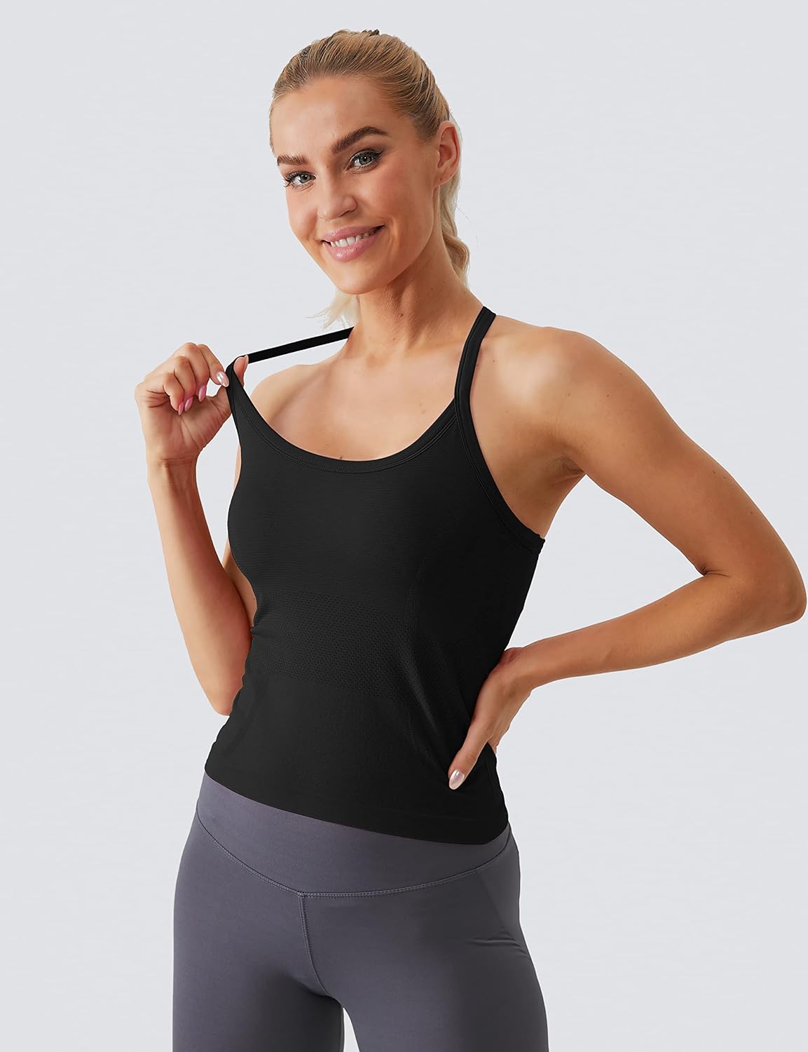 Detalle 2 de MathCat Workout Tank Built-In Bra