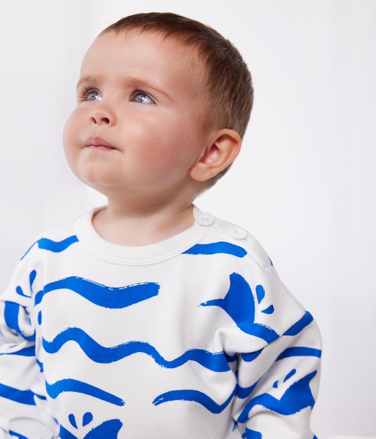 Detalle 2 de Petit Bateau Sweatshirt bébé garçon en coton avec imprimé requin