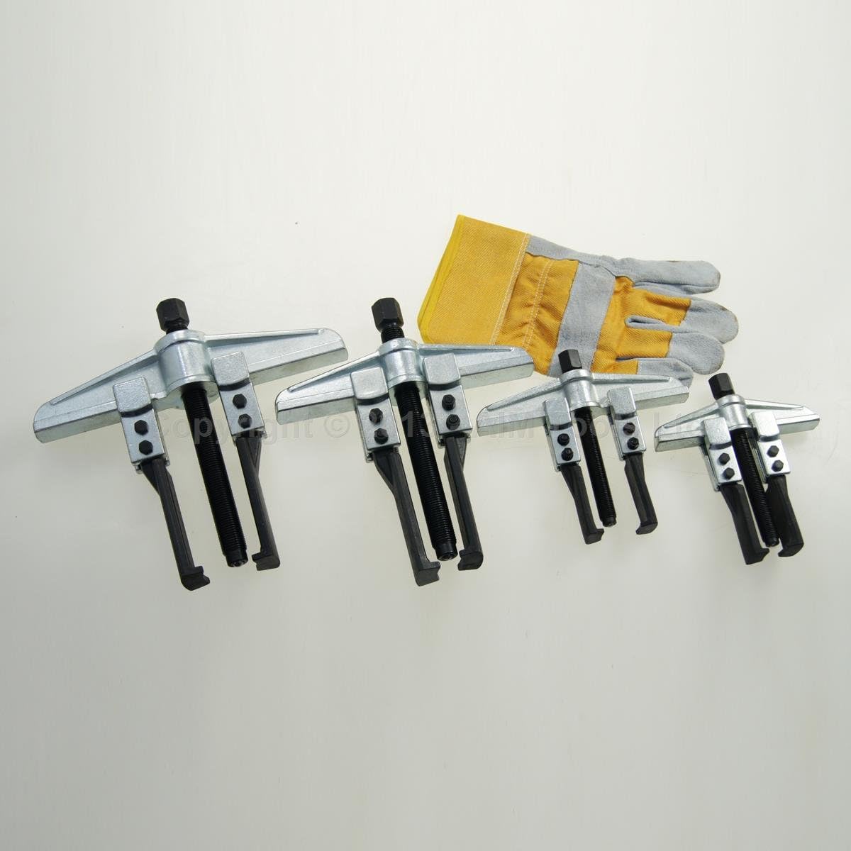 Thumbnail 2 de KATSU Two Jaw Gear Bearing Puller (130 x 100mm) for tight gaps and bearing removal